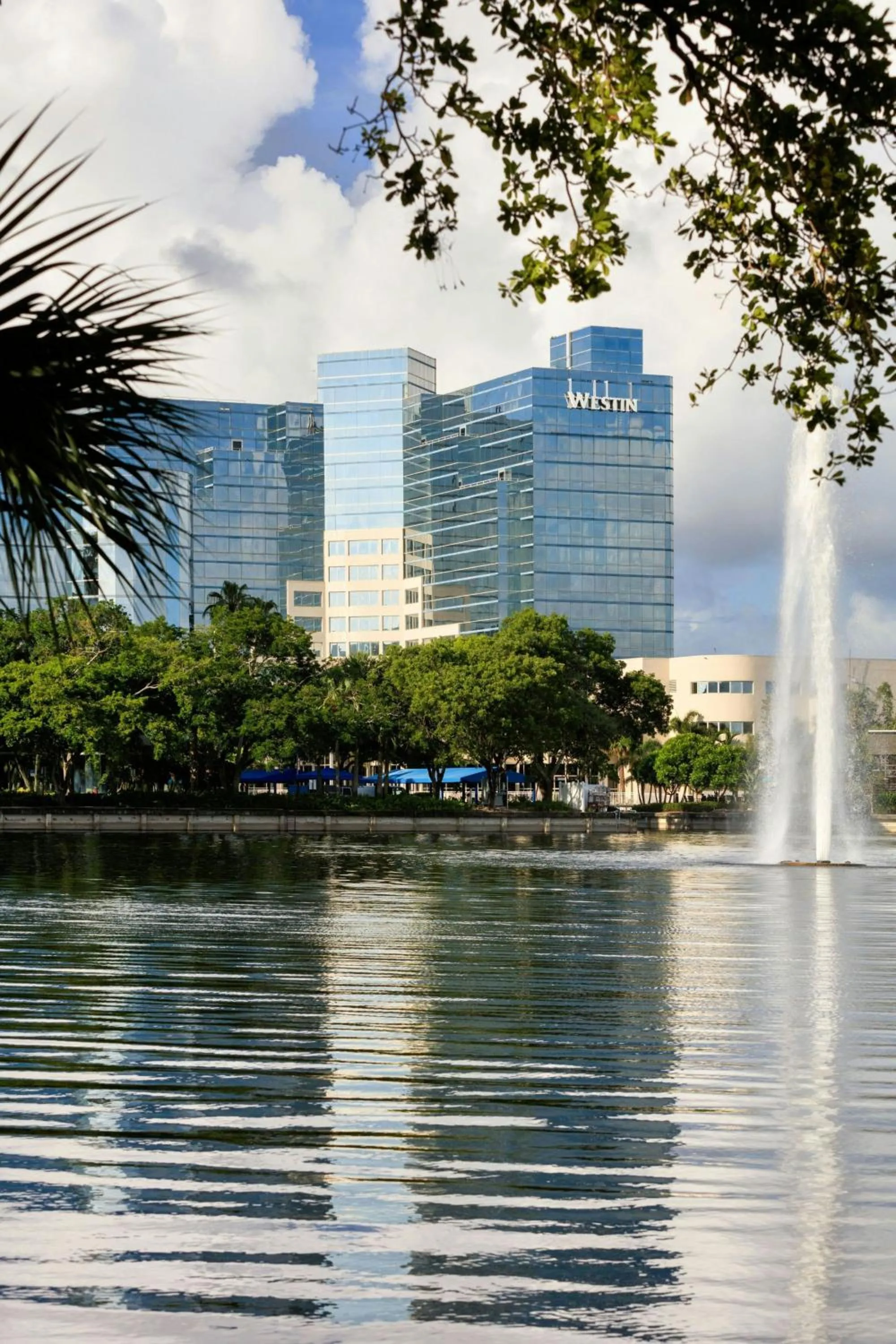 Property building in The Westin Fort Lauderdale