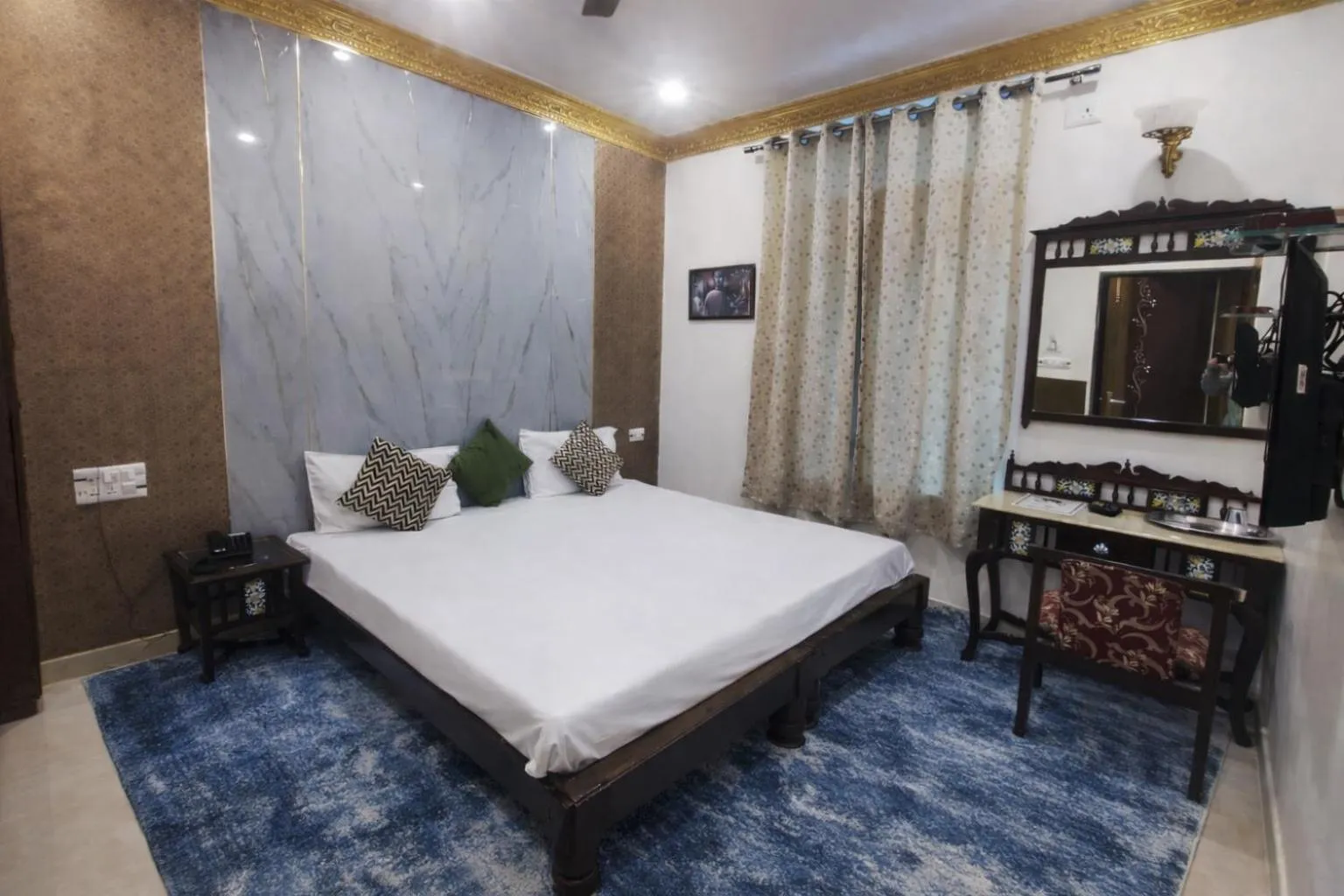 Bedroom, Bed in Hotel Harmony