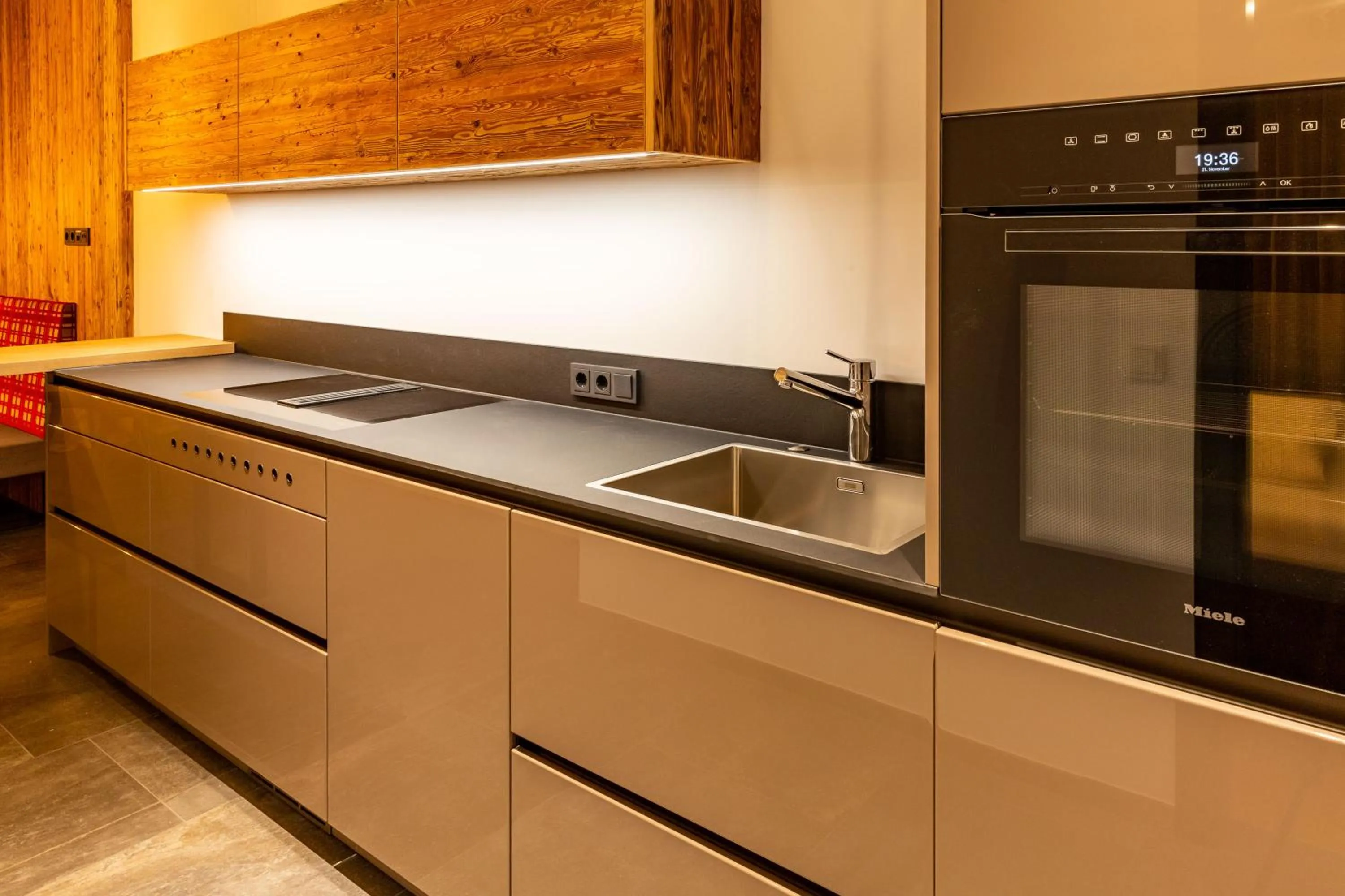 Kitchen or kitchenette in LUVA Resorts Kappl - Chalet K