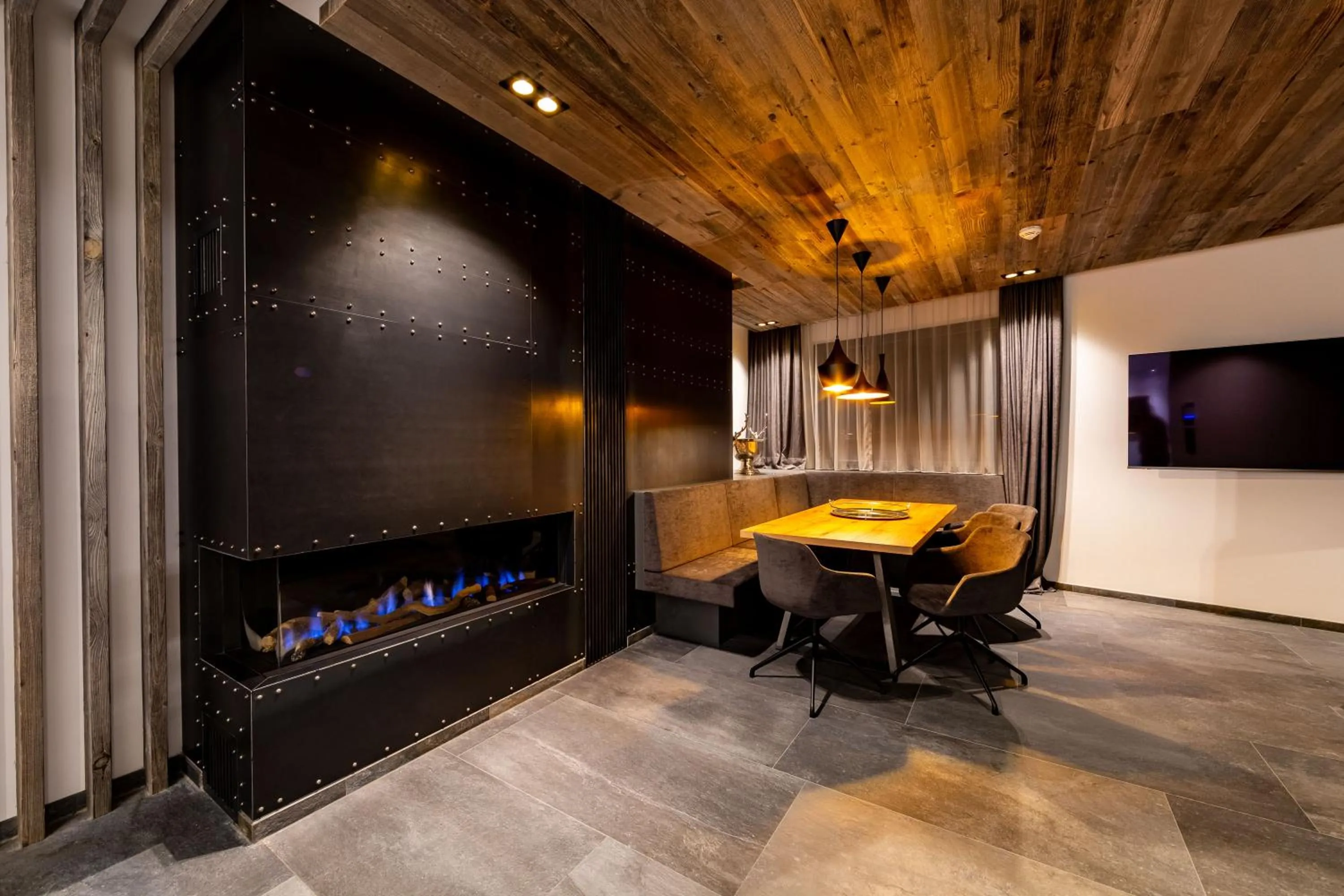 Dining area in LUVA Resorts Kappl - Chalet K