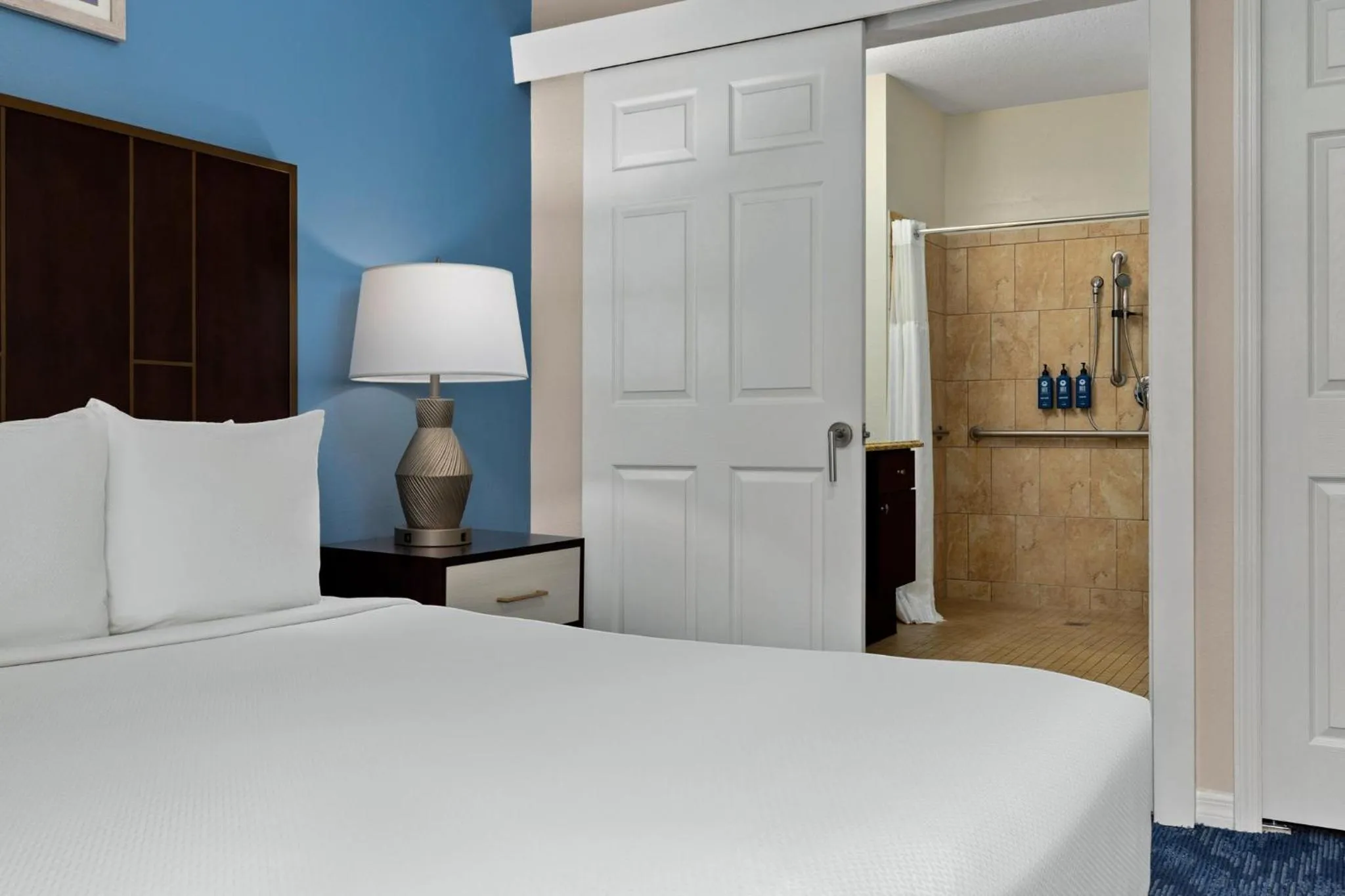 Bedroom, Bed in Club Wyndham Cypress Palms