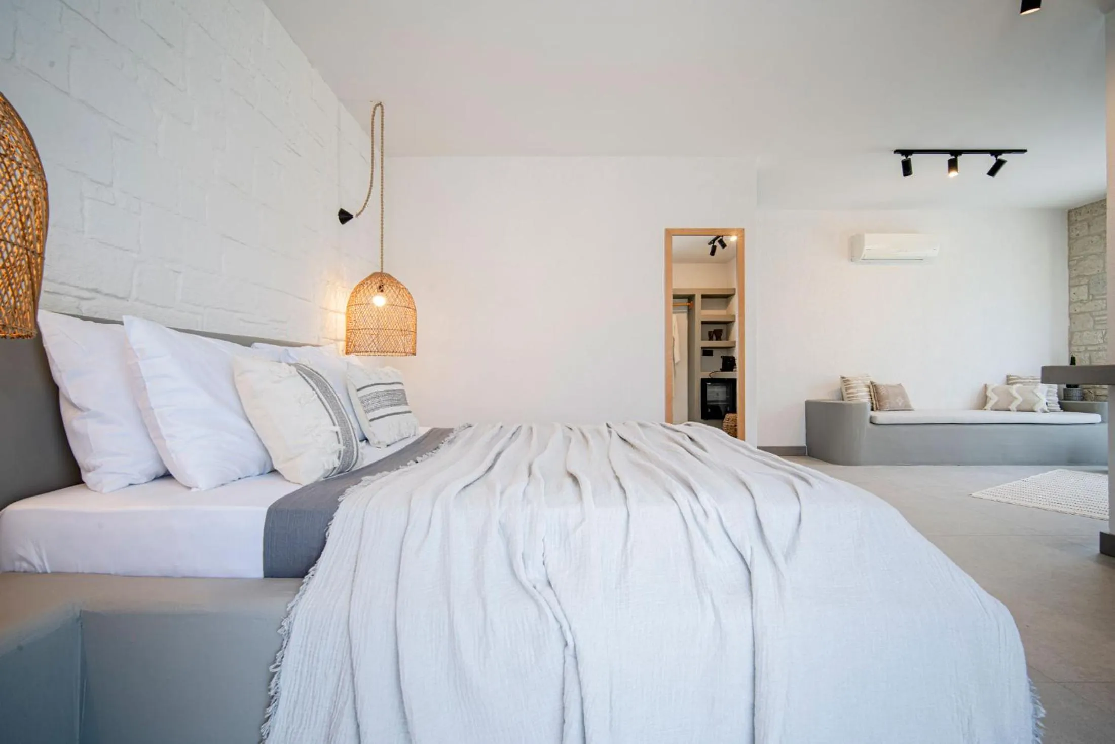 Bed in Derin Alacati