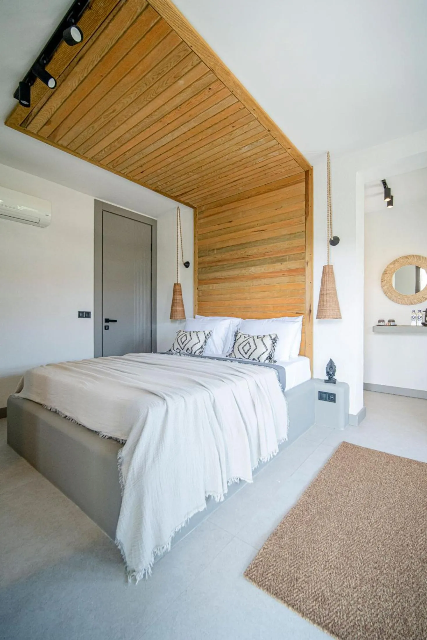 Bed in Derin Alacati