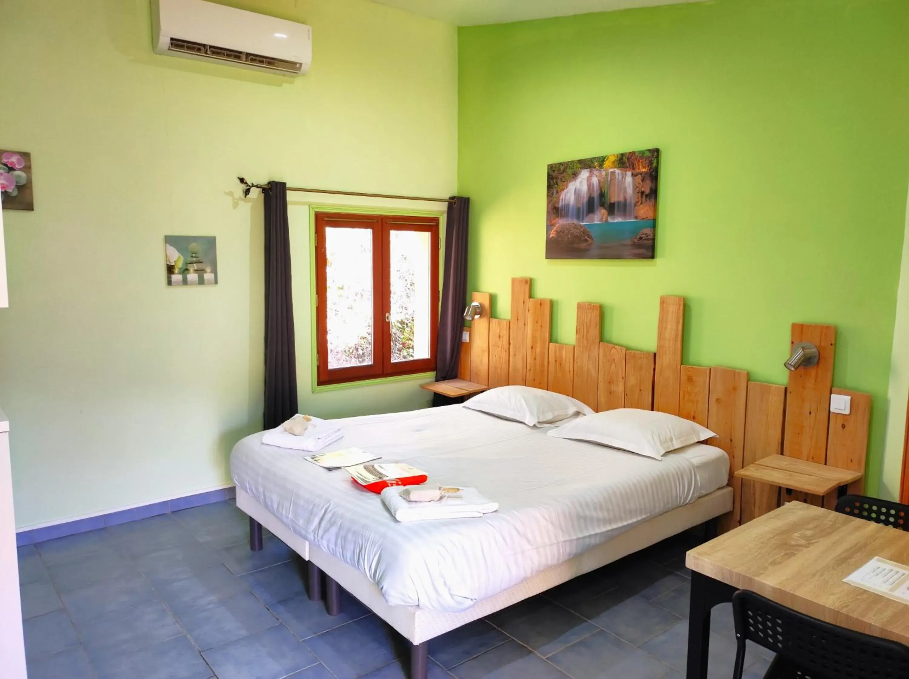 Deluxe Double or Twin Room - single occupancy in La Maison de Tari Deluxe Double or Twin Room - single occupancy in La Maison de Tari