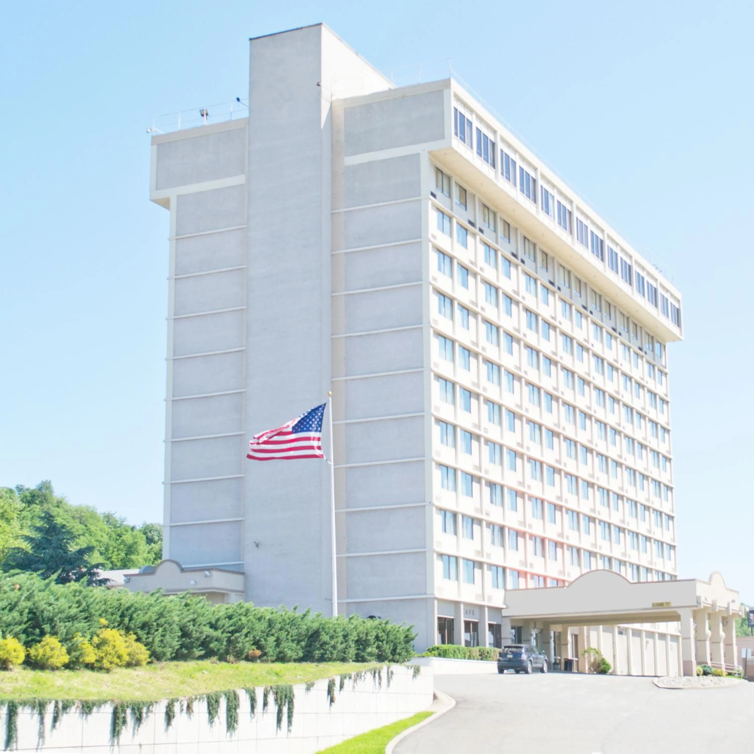 Facade/entrance in Meadowlands View Hotel