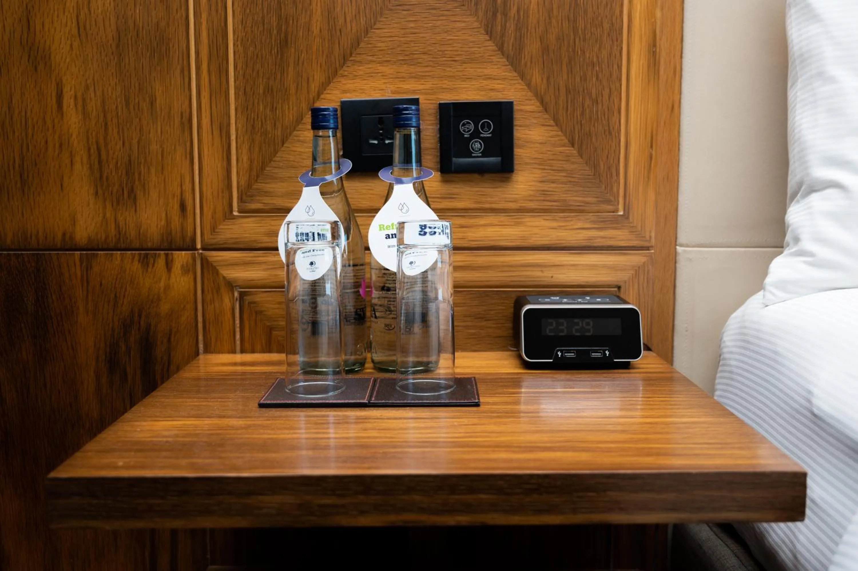 Food and drinks in DoubleTree by Hilton-Pune Chinchwad