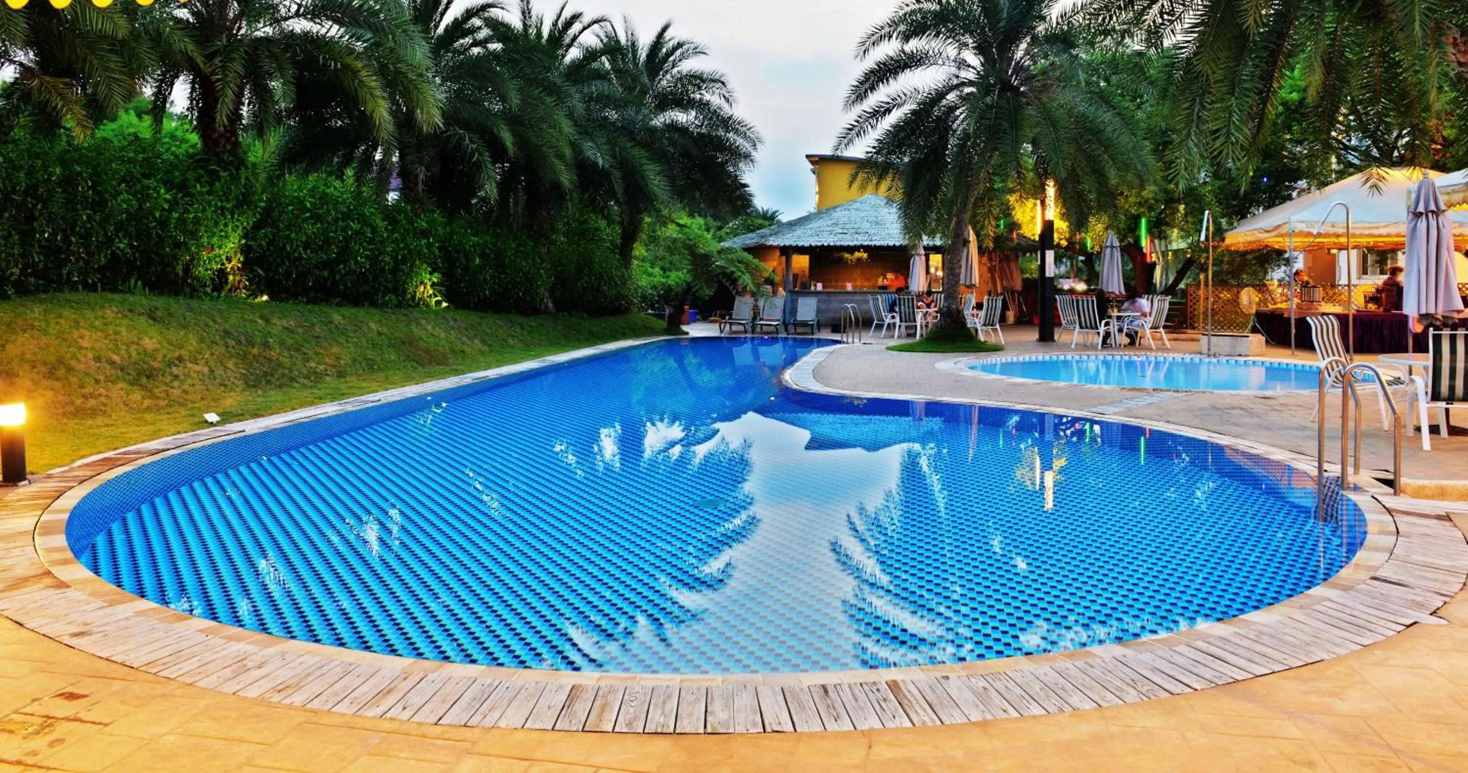 Swimming pool in River Forest Leisure Farm