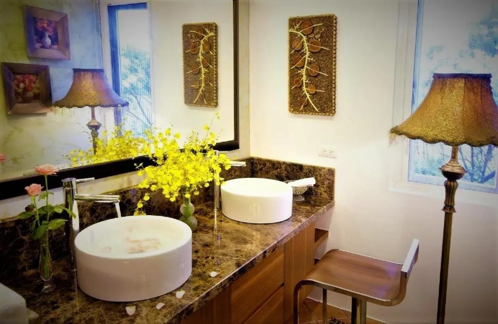 The Dew B&B 晨露庄 民宿