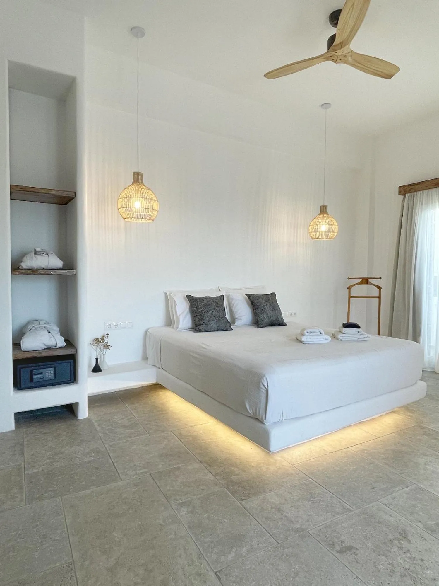 Bed in Kallichoron Art Boutique Hotel