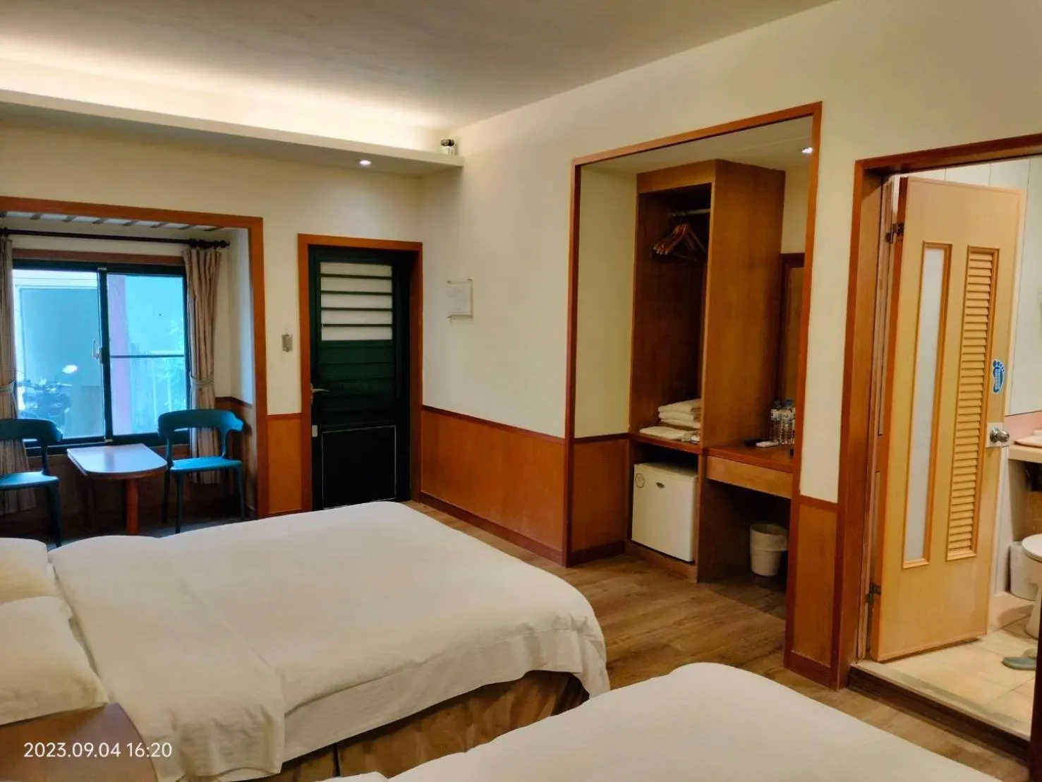 Bed in Rainbow Resort Hotel