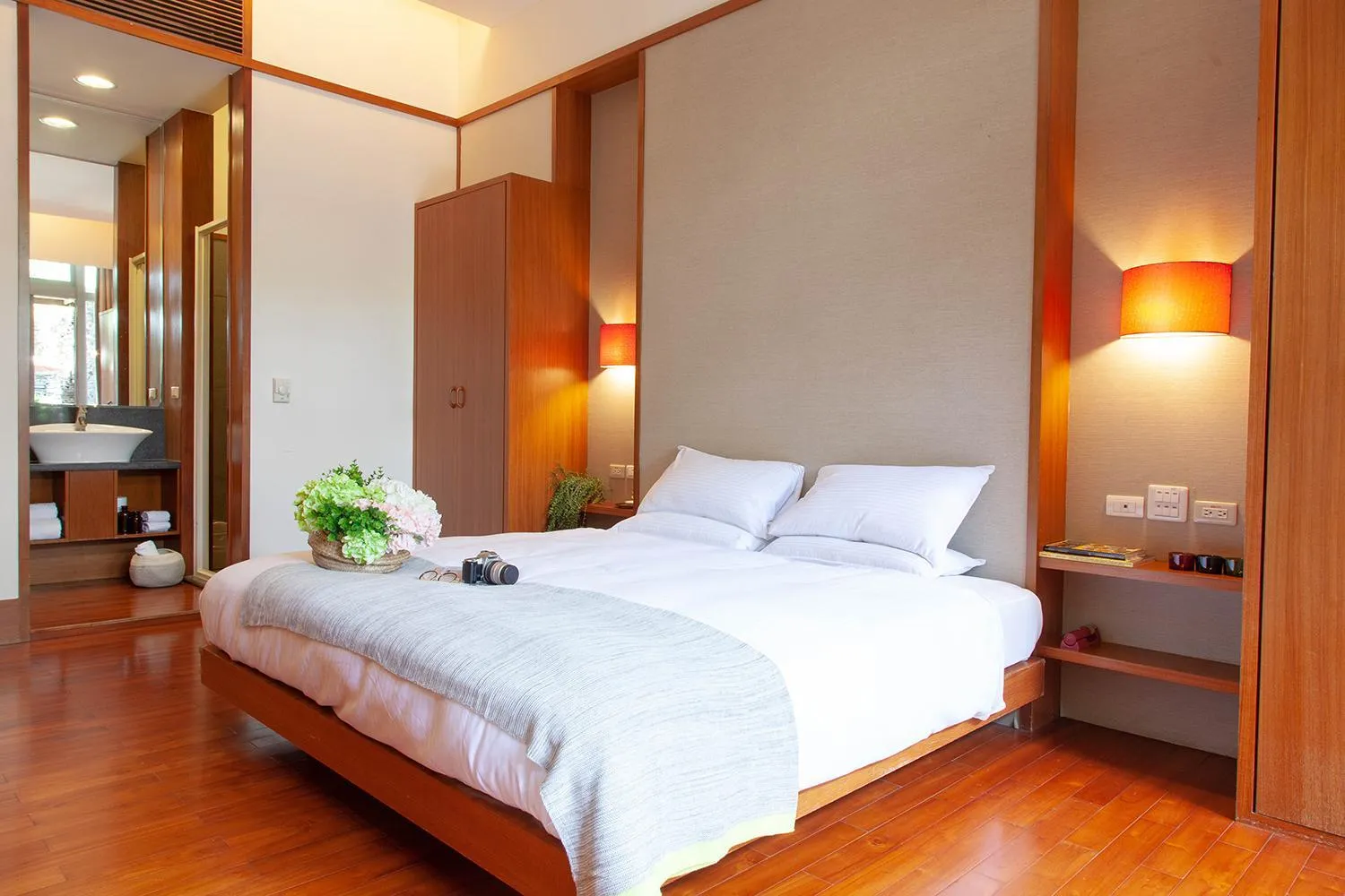 Bed in Luminous Hot Spring Resort & SPA