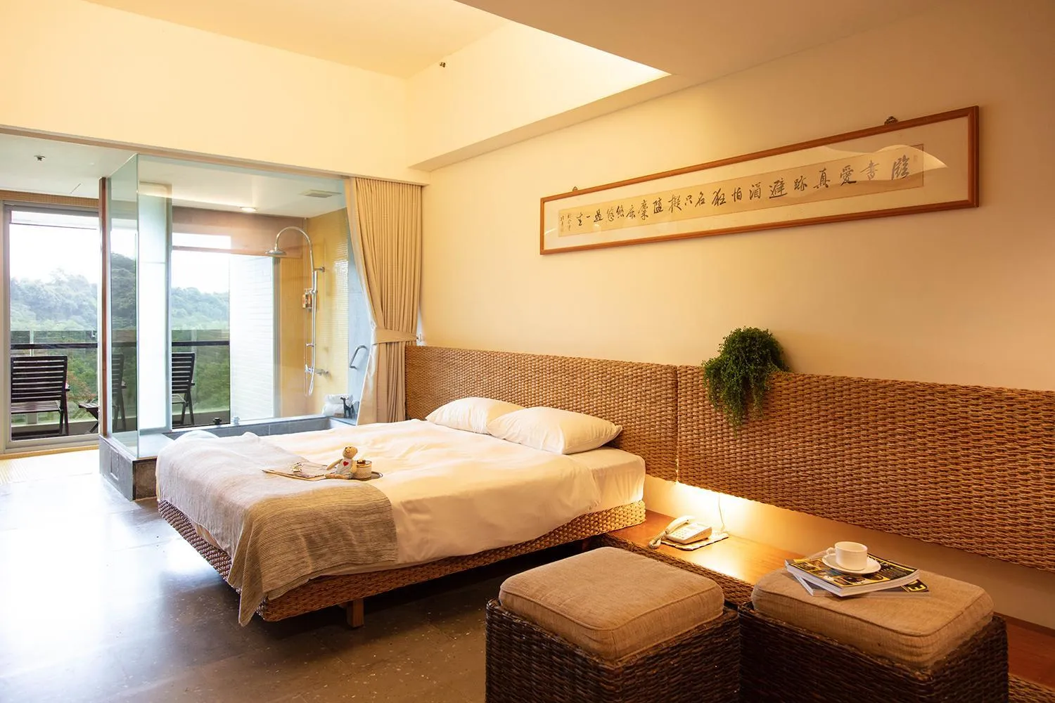 Bed in Luminous Hot Spring Resort & SPA