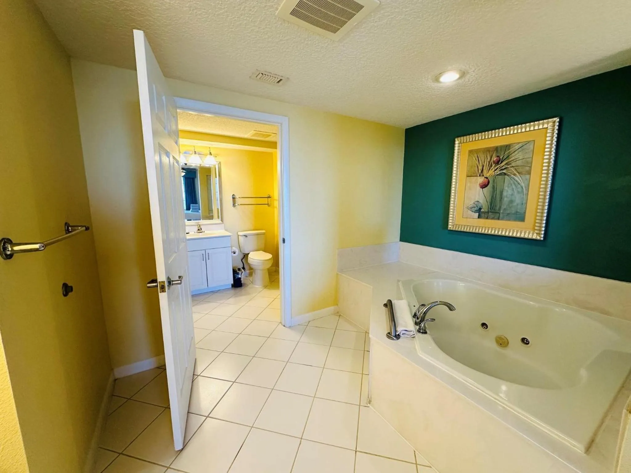 Bathroom in Ocean Walk Resort