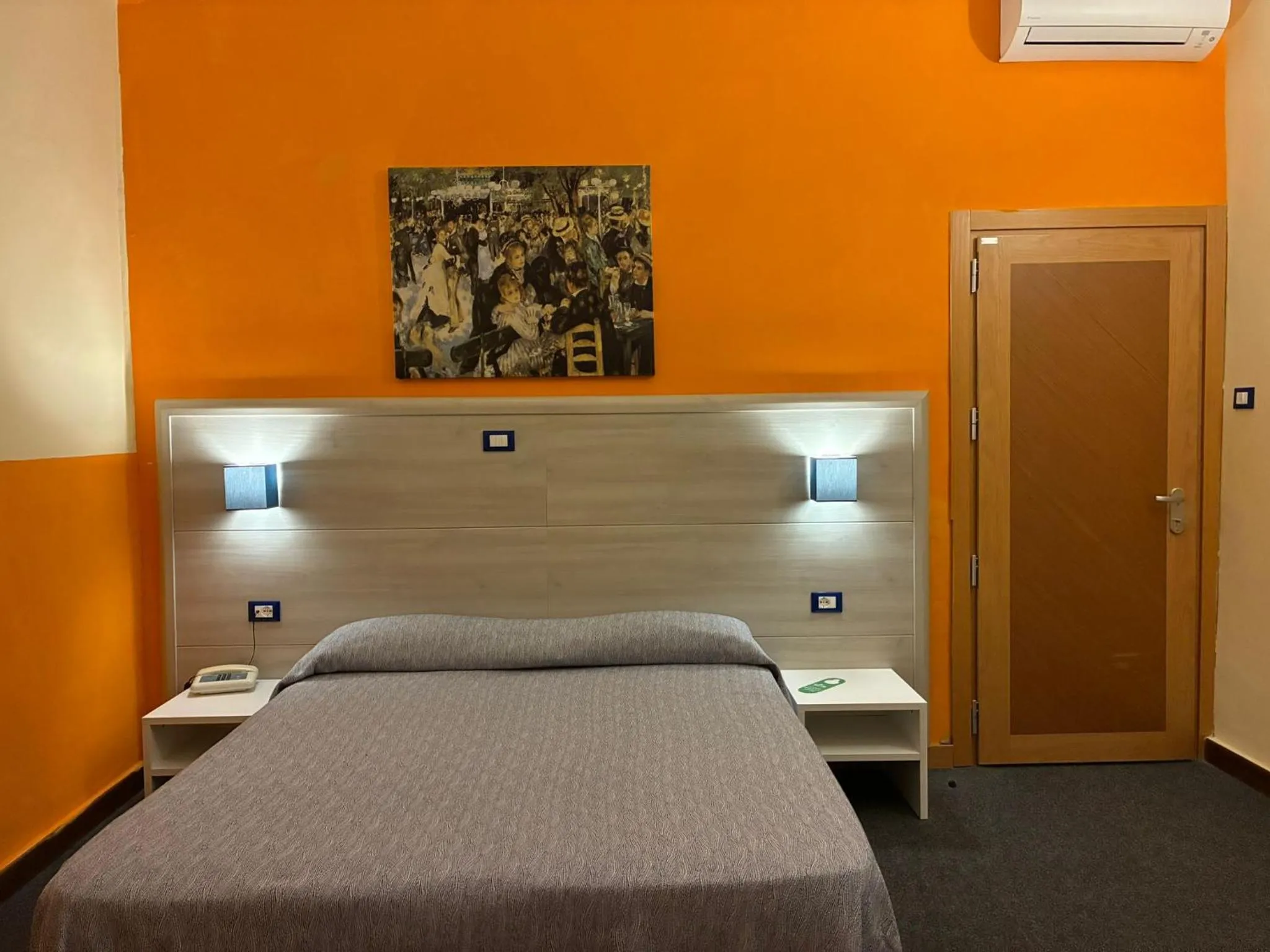 Bed in Hotel Annunziata