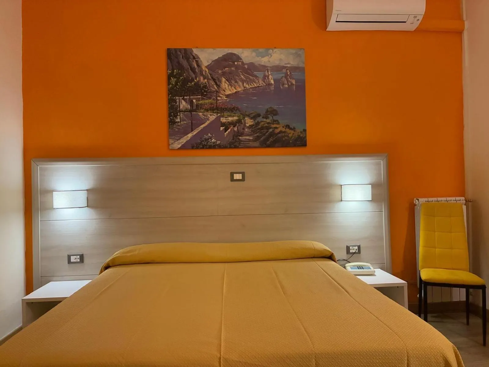 Bed in Hotel Annunziata