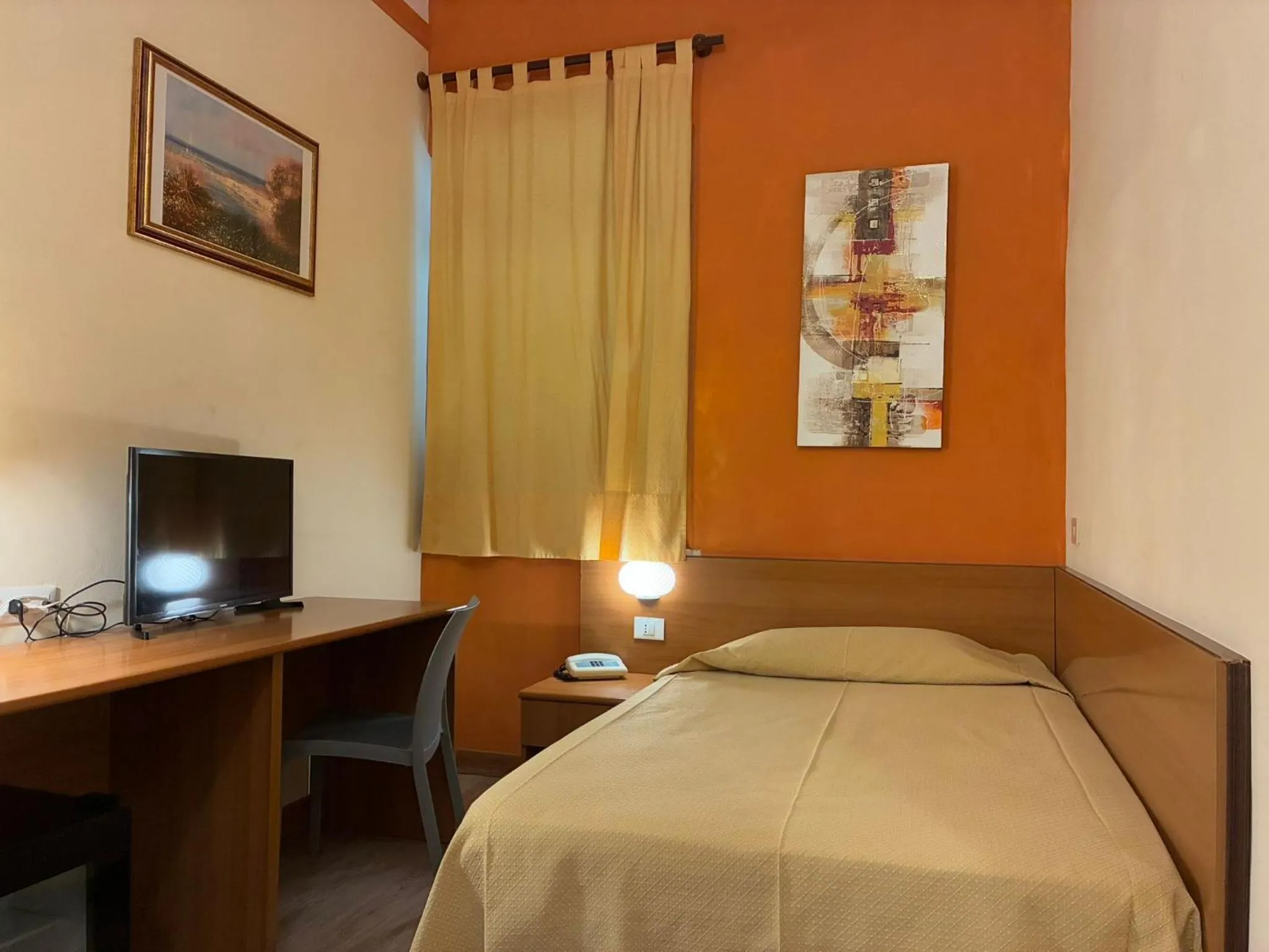 Bed in Hotel Annunziata