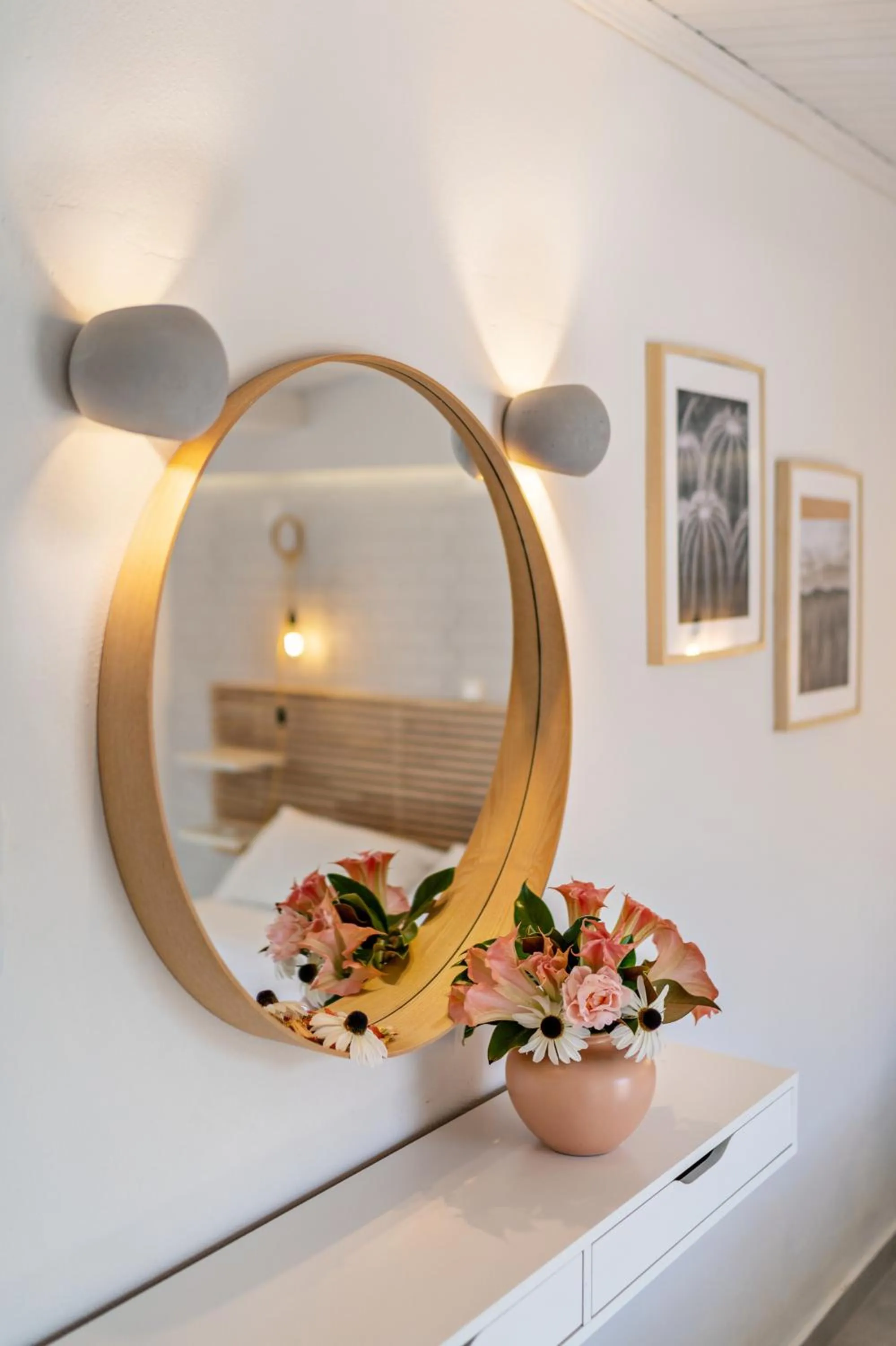 Decorative detail in Castello Apartments