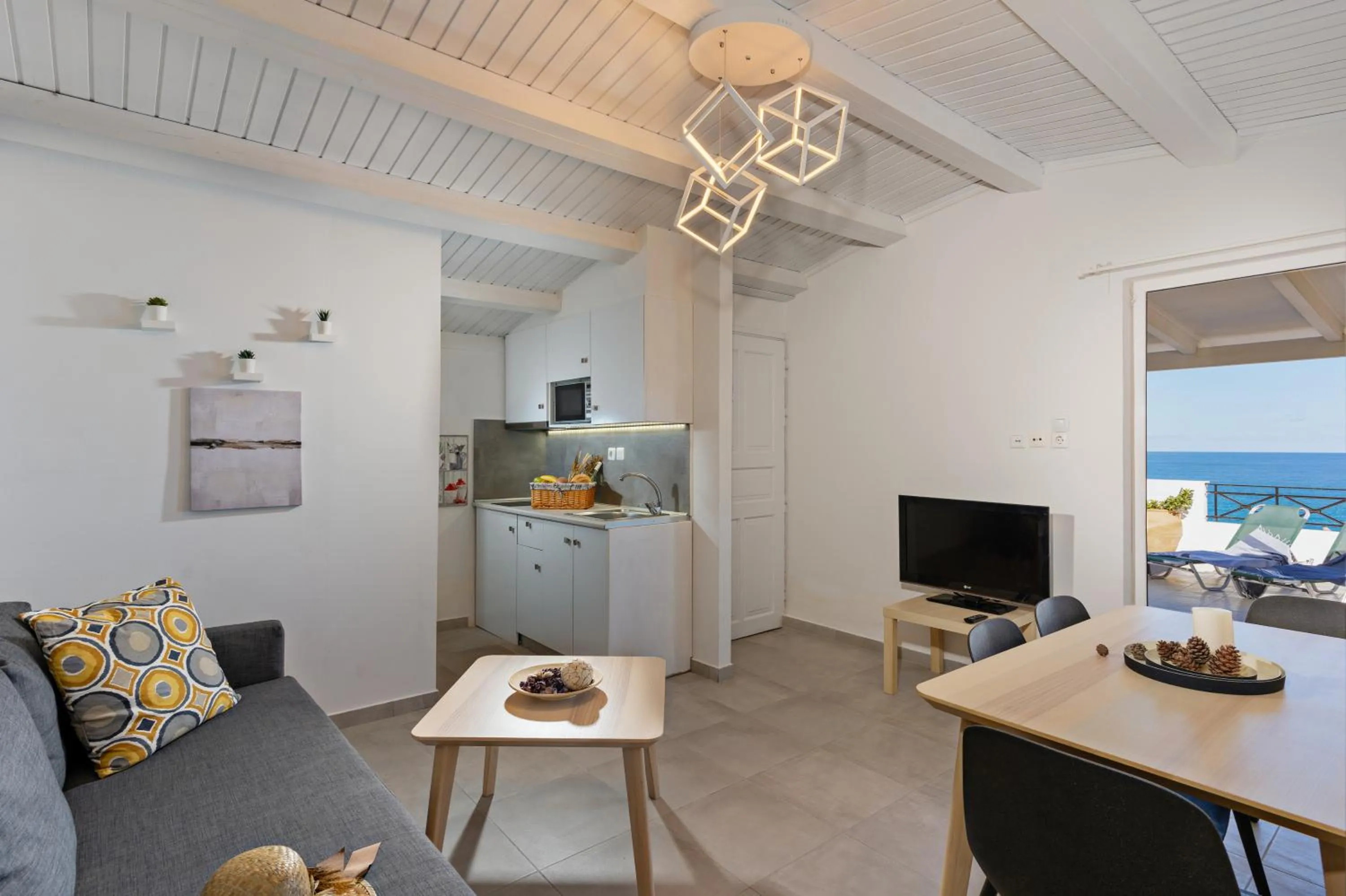 Day in Castello Apartments