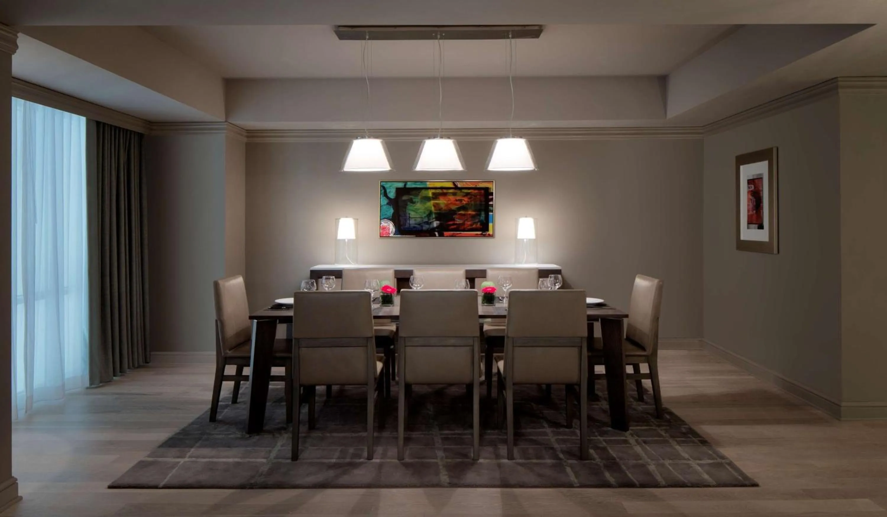 Photo of the whole room in The Royal Sonesta Minneapolis Downtown