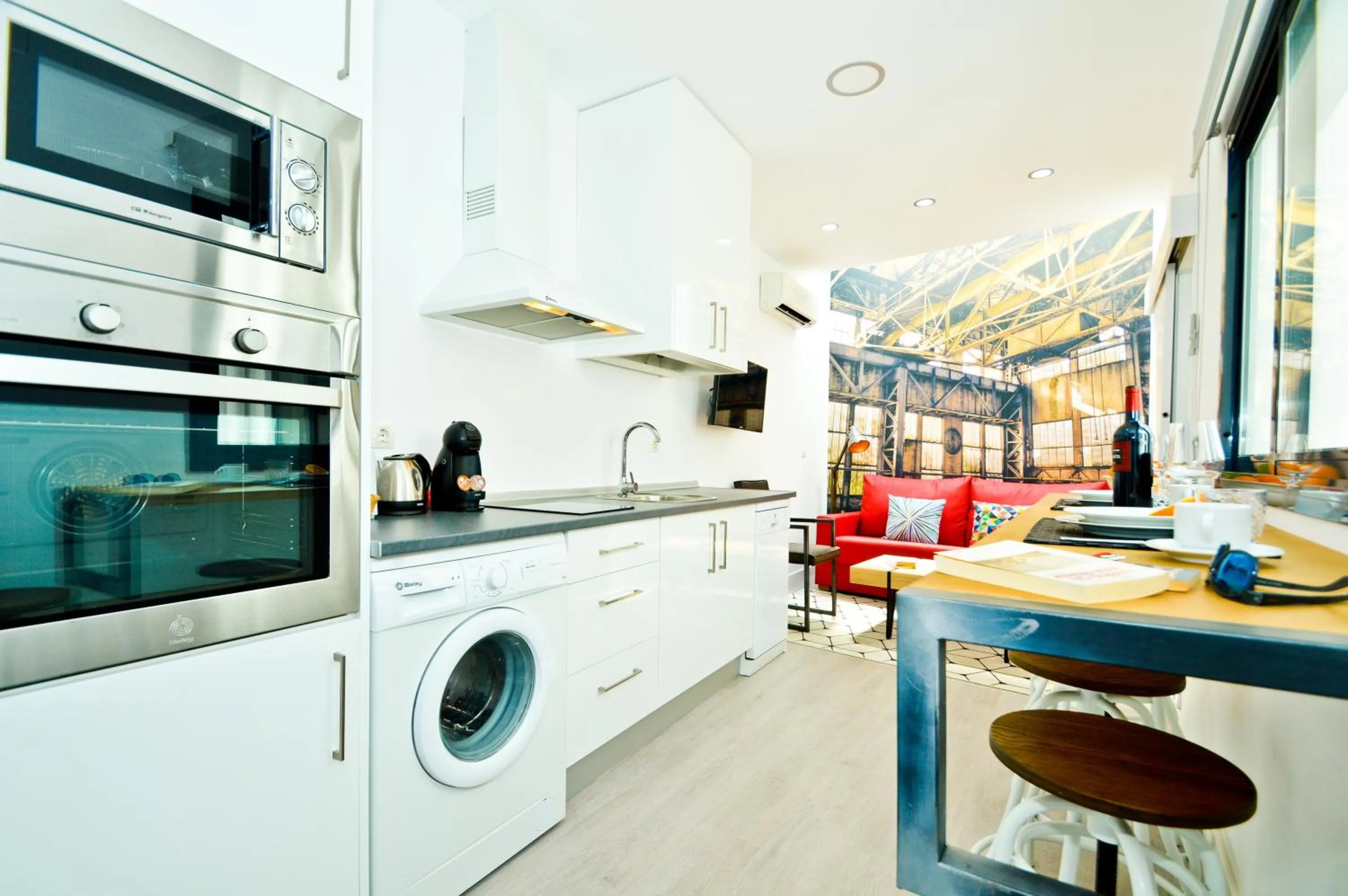 Kitchen or kitchenette in The Zentral Suites & Apartments