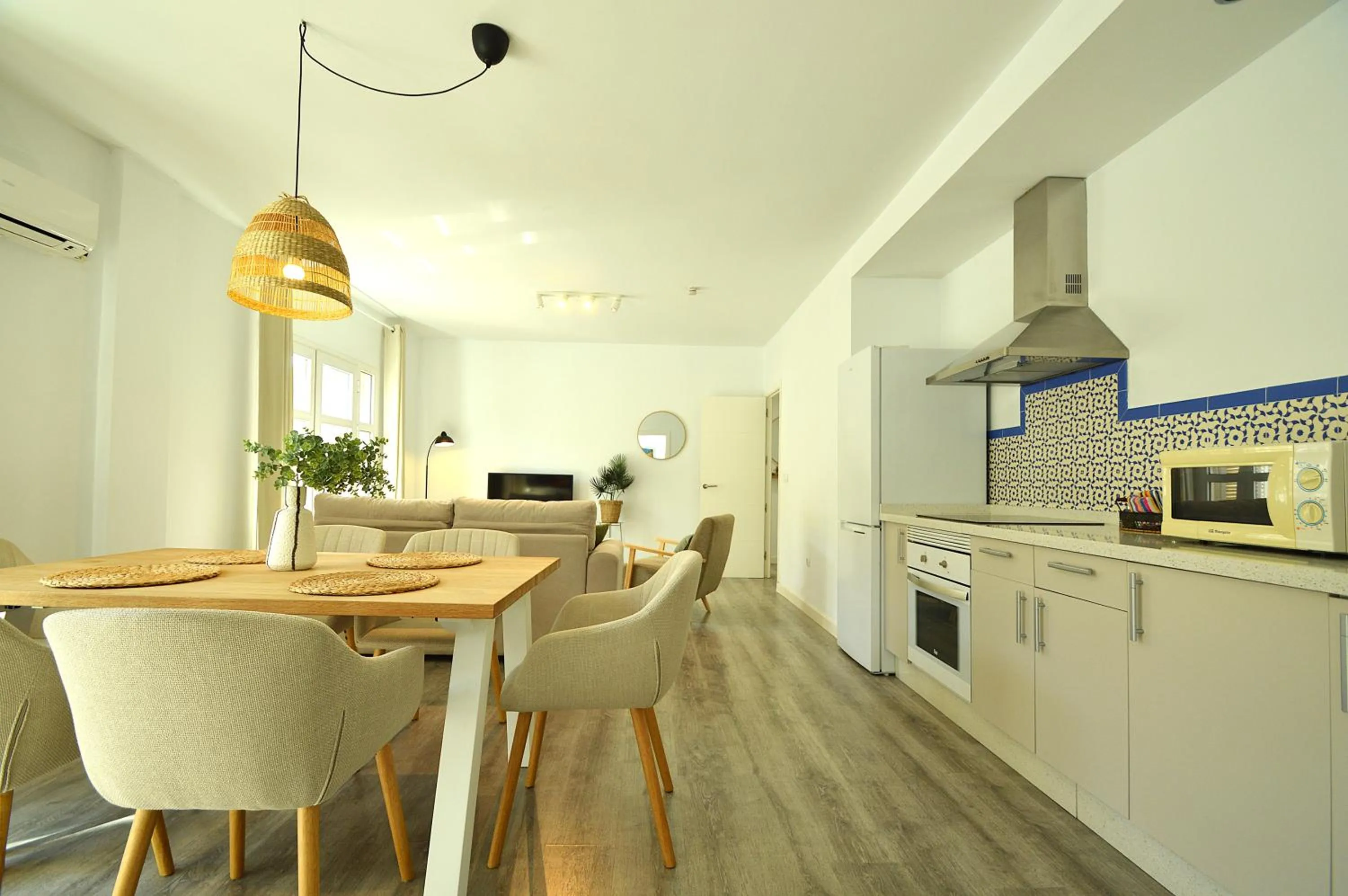 Kitchen or kitchenette in The Zentral Suites & Apartments