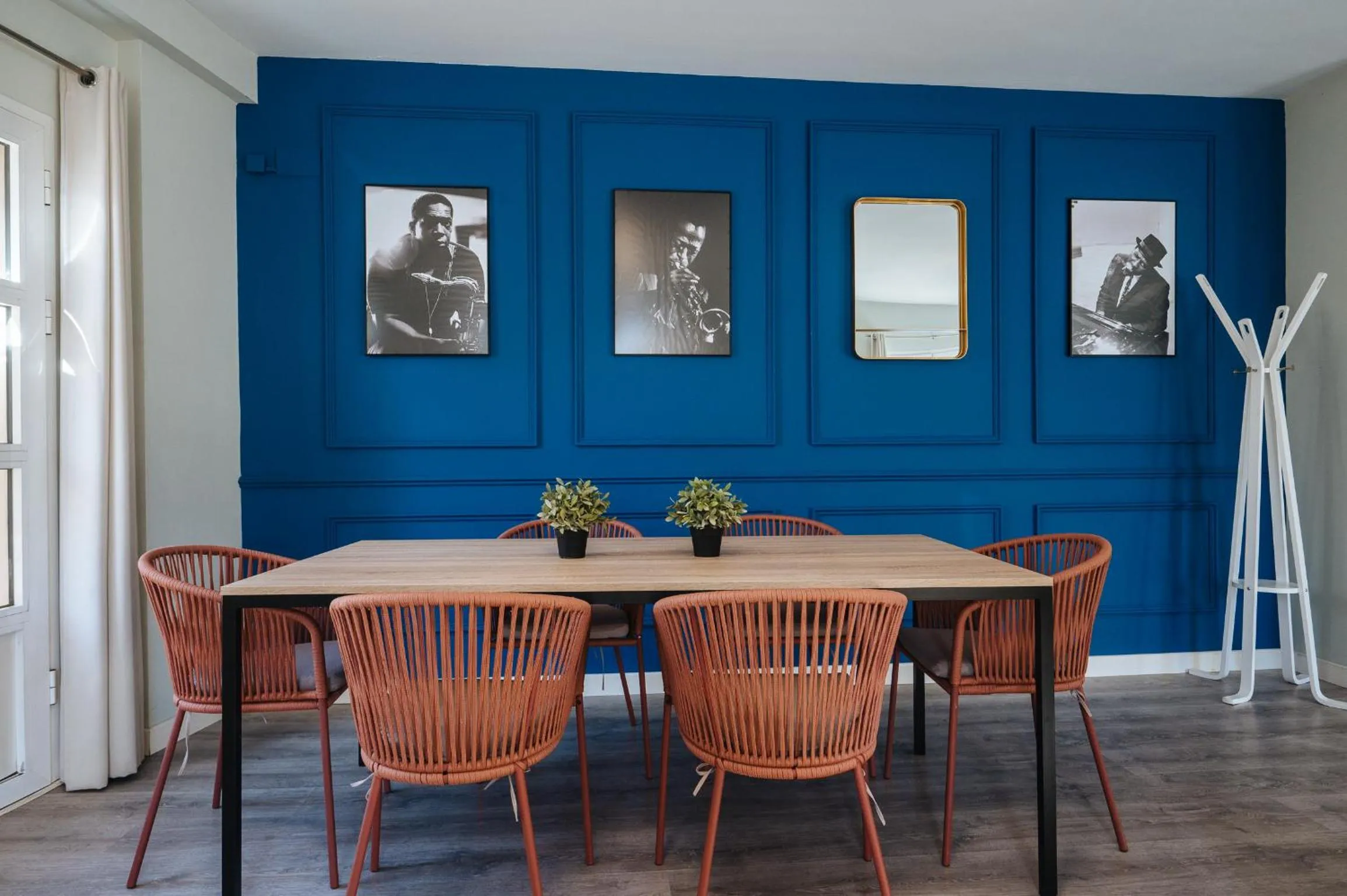 Seating area in The Zentral Suites & Apartments