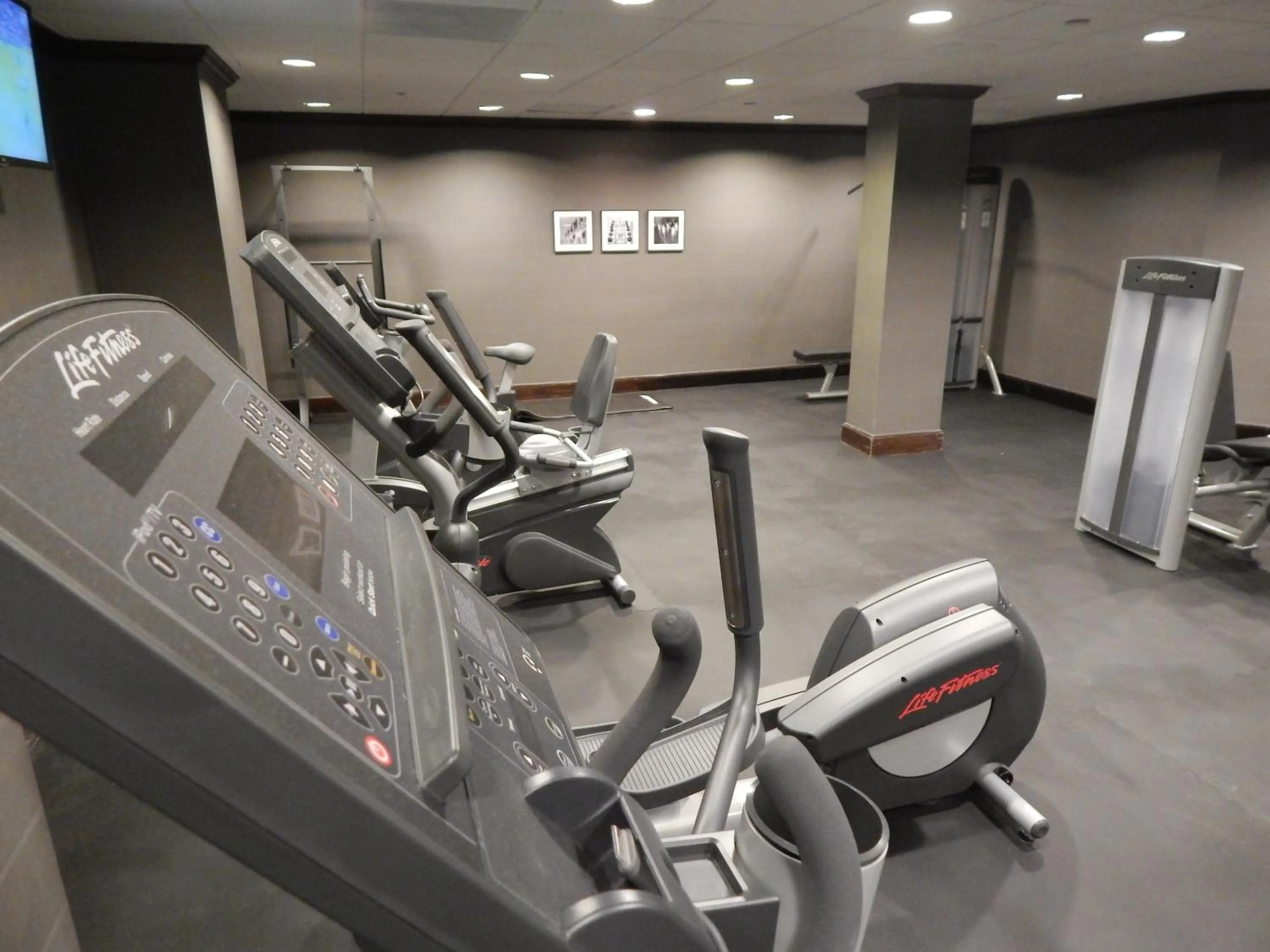 Fitness centre/facilities in Lord Baltimore Hotel