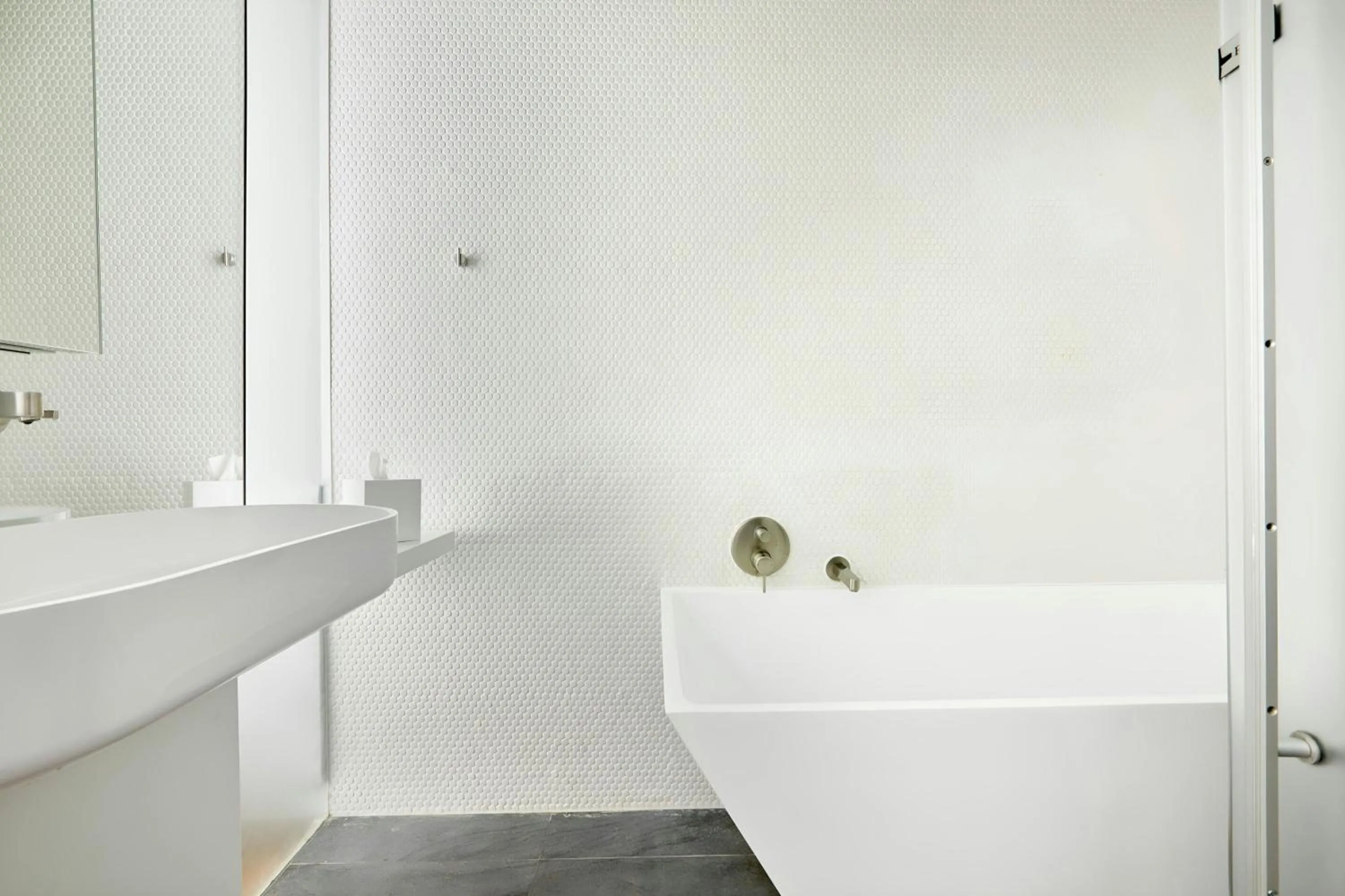 Bathroom in The Slate Hotel Downtown, Sonder by Marriott Bonvoy