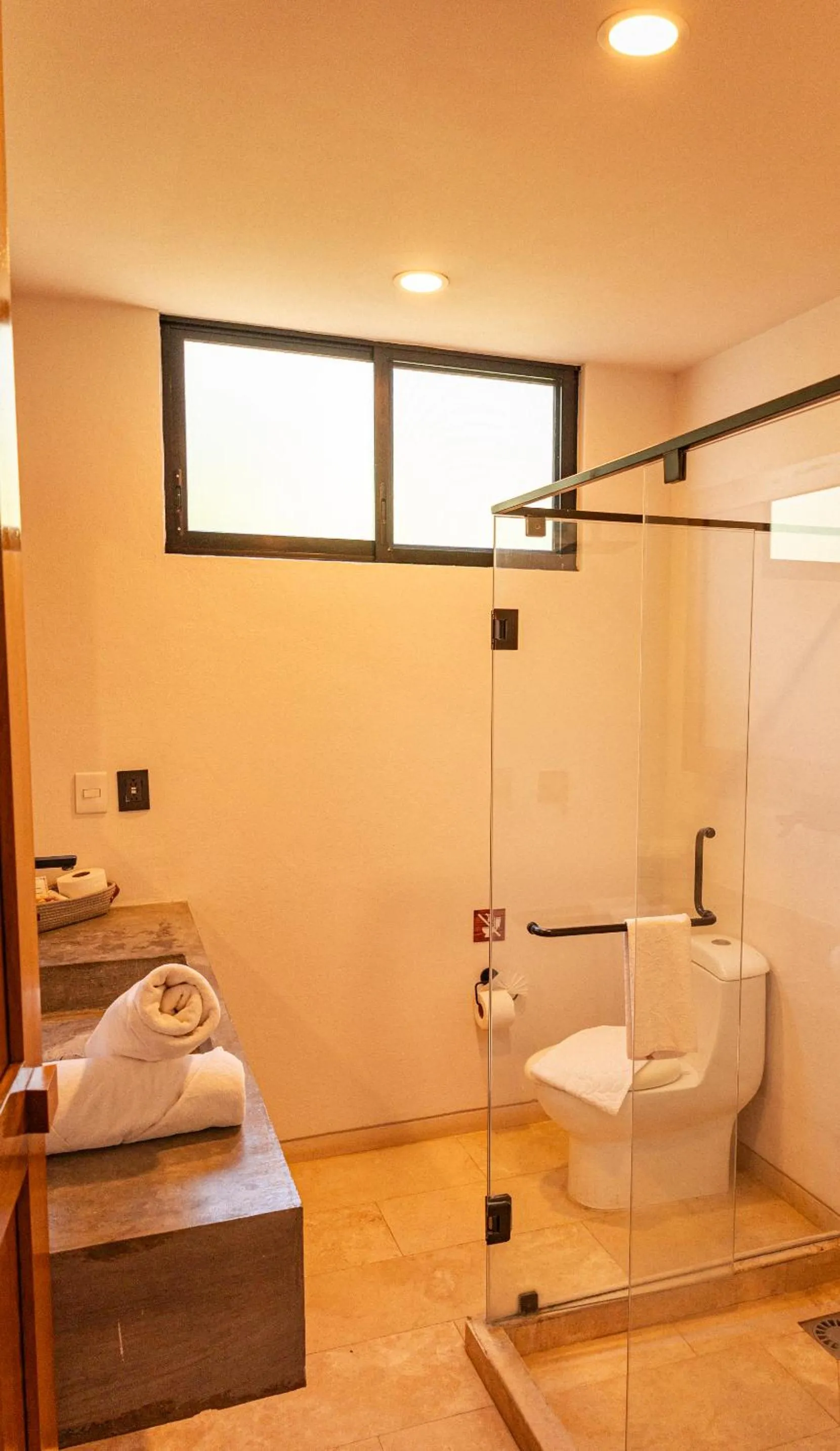 Shower in Casa Lu Hotel Boutique