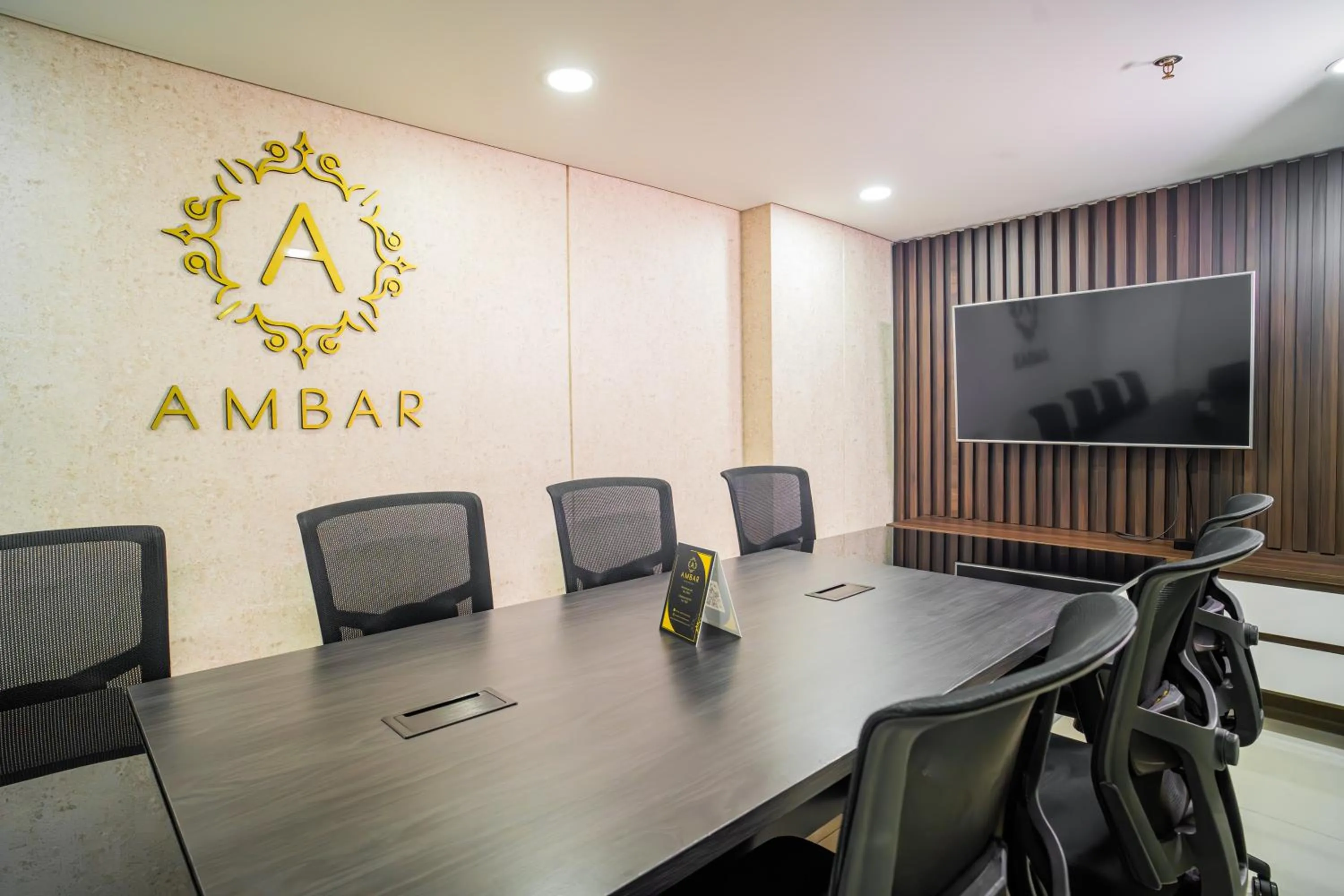 Meeting/conference room in Ambar Hotel Boutique Cali