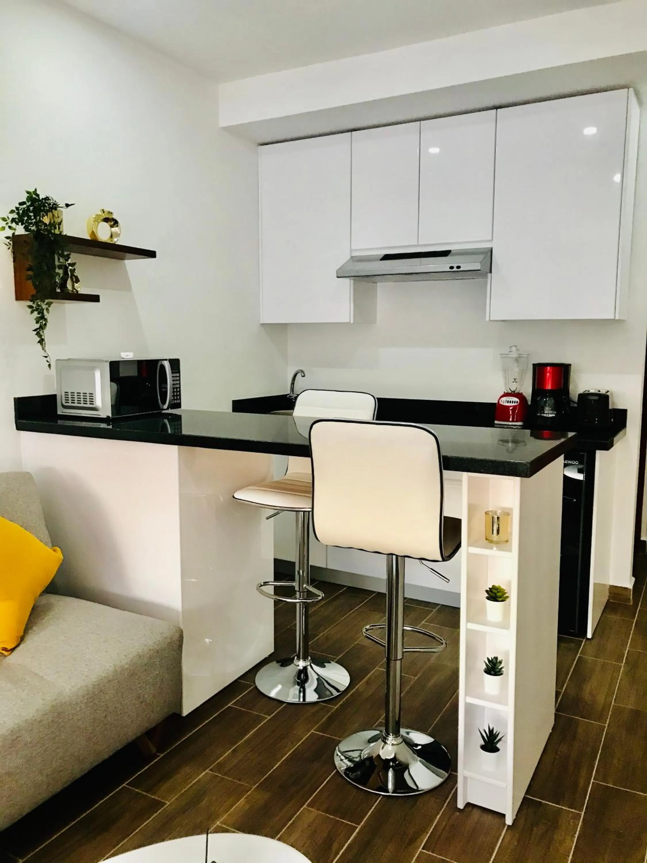 Coffee/tea facilities in Edificio Vanessa 24 studios