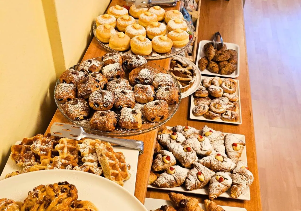 Buffet breakfast in Hotel Selene - Vista Mare