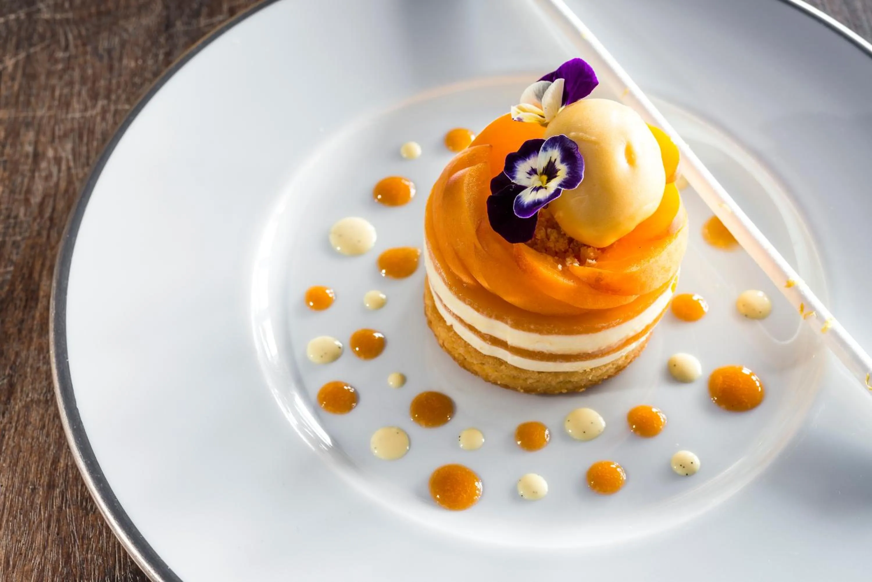 Restaurant/places to eat in Hôtel Le Bailli De Suffren