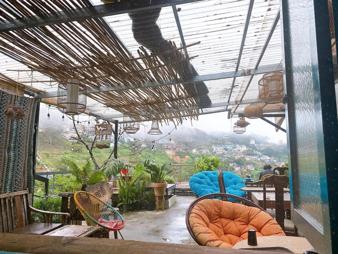 Facade/entrance in An Yên Villa Đà Lạt