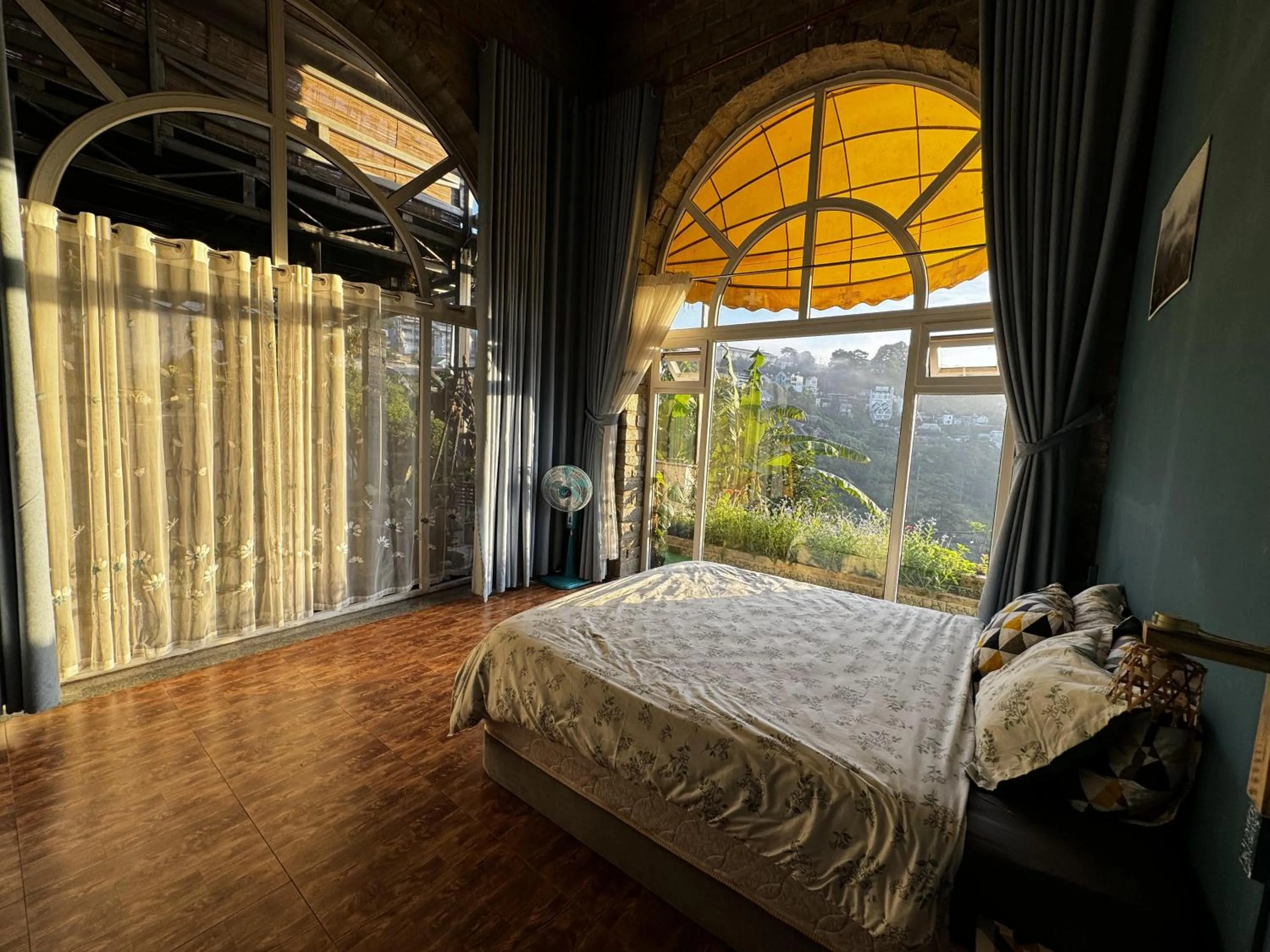 Bed in An Yên Villa Đà Lạt