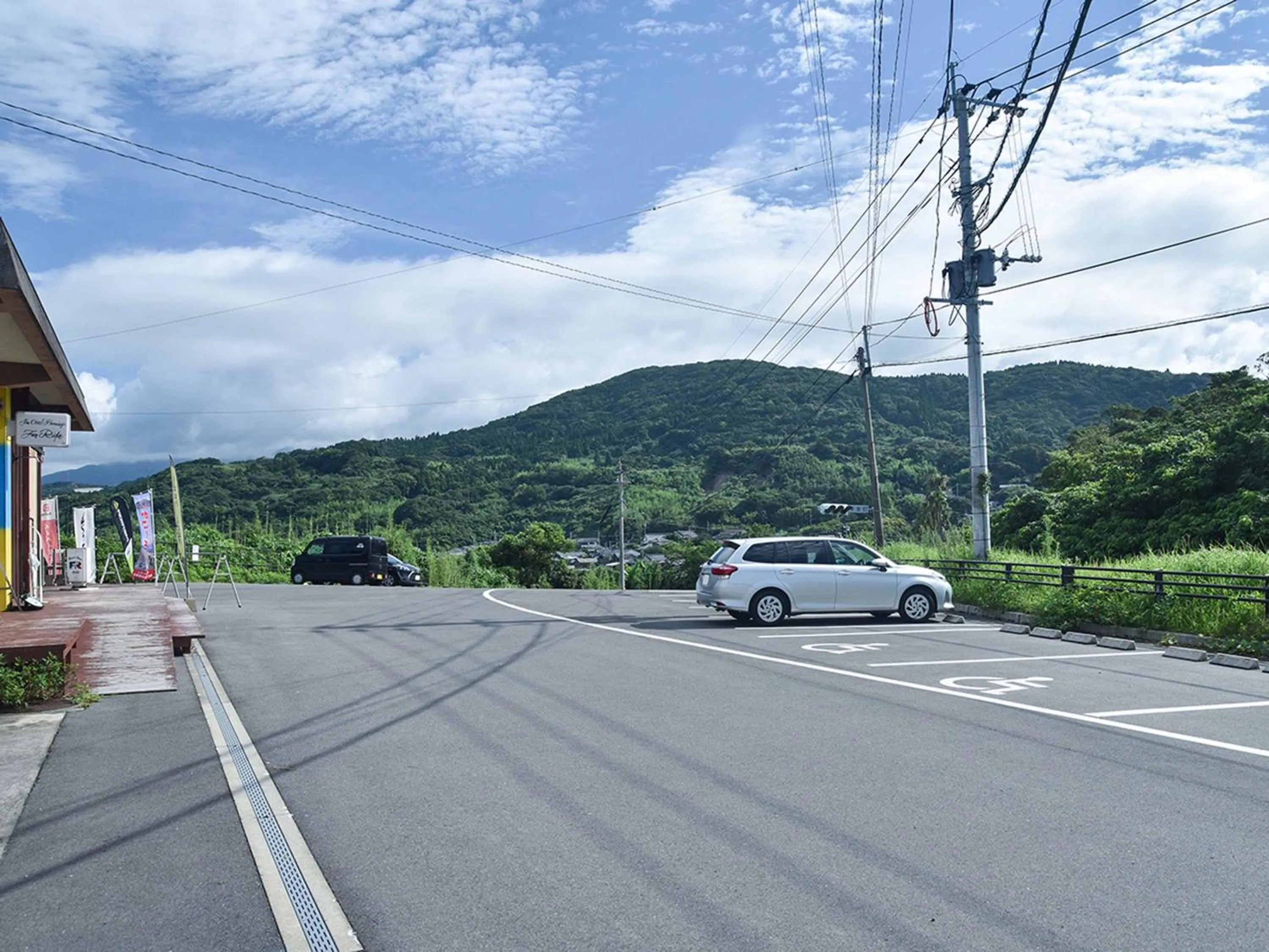 On site in YUKUSA OHSUMI UMI no GAKKO