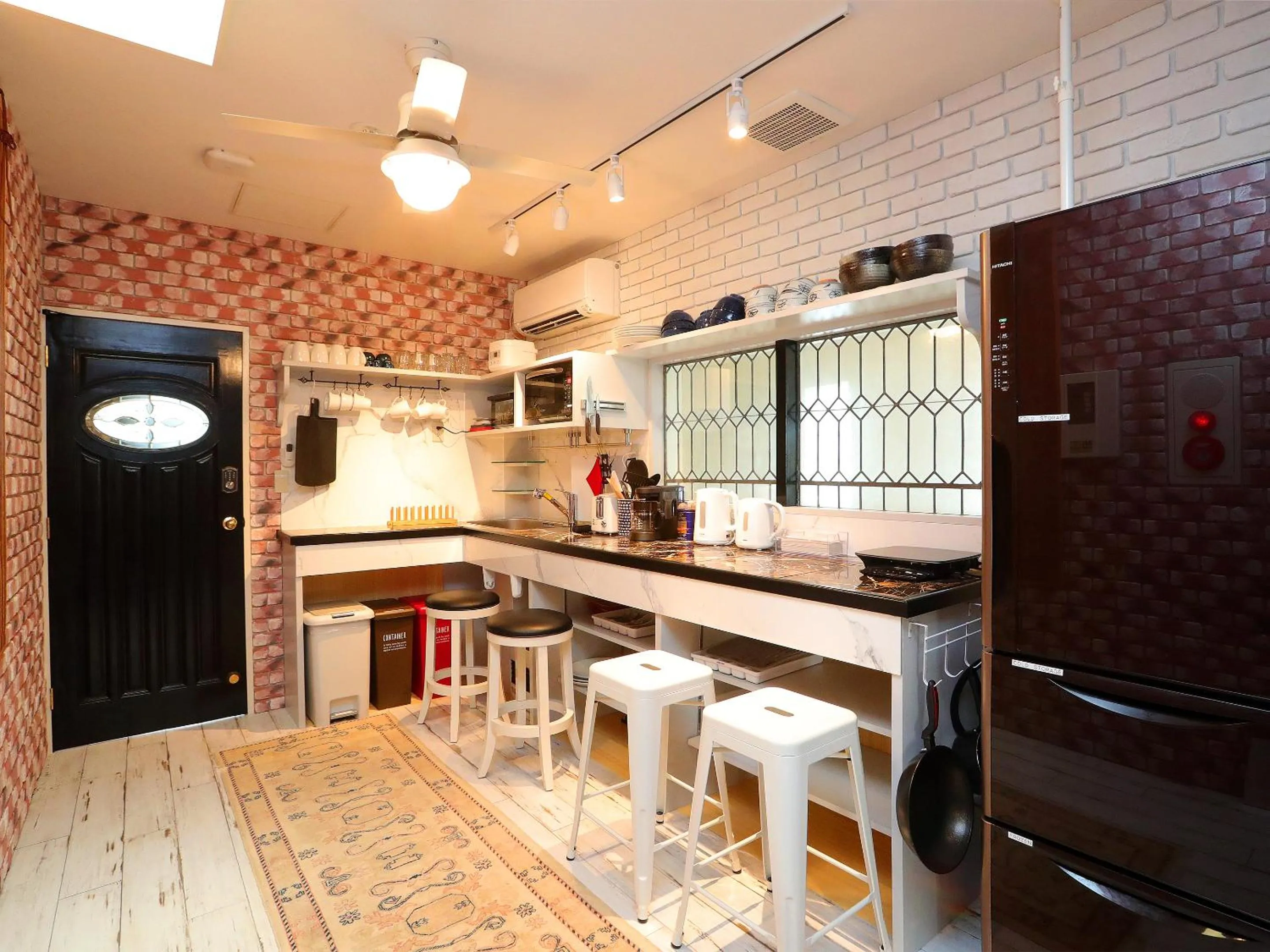 Communal kitchen in Lift Inn Hakuba Goryu