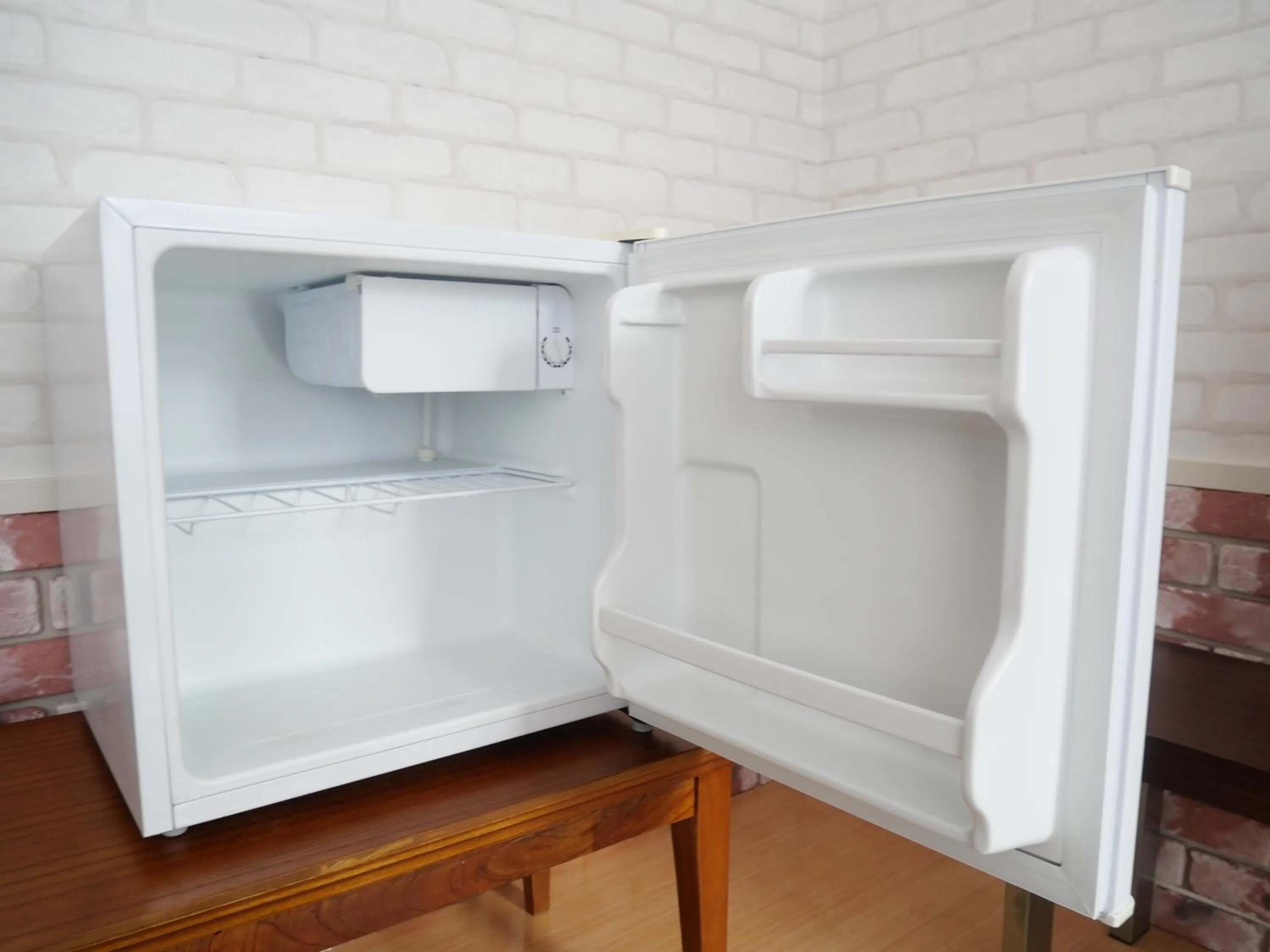 minibar in Lift Inn Hakuba Goryu