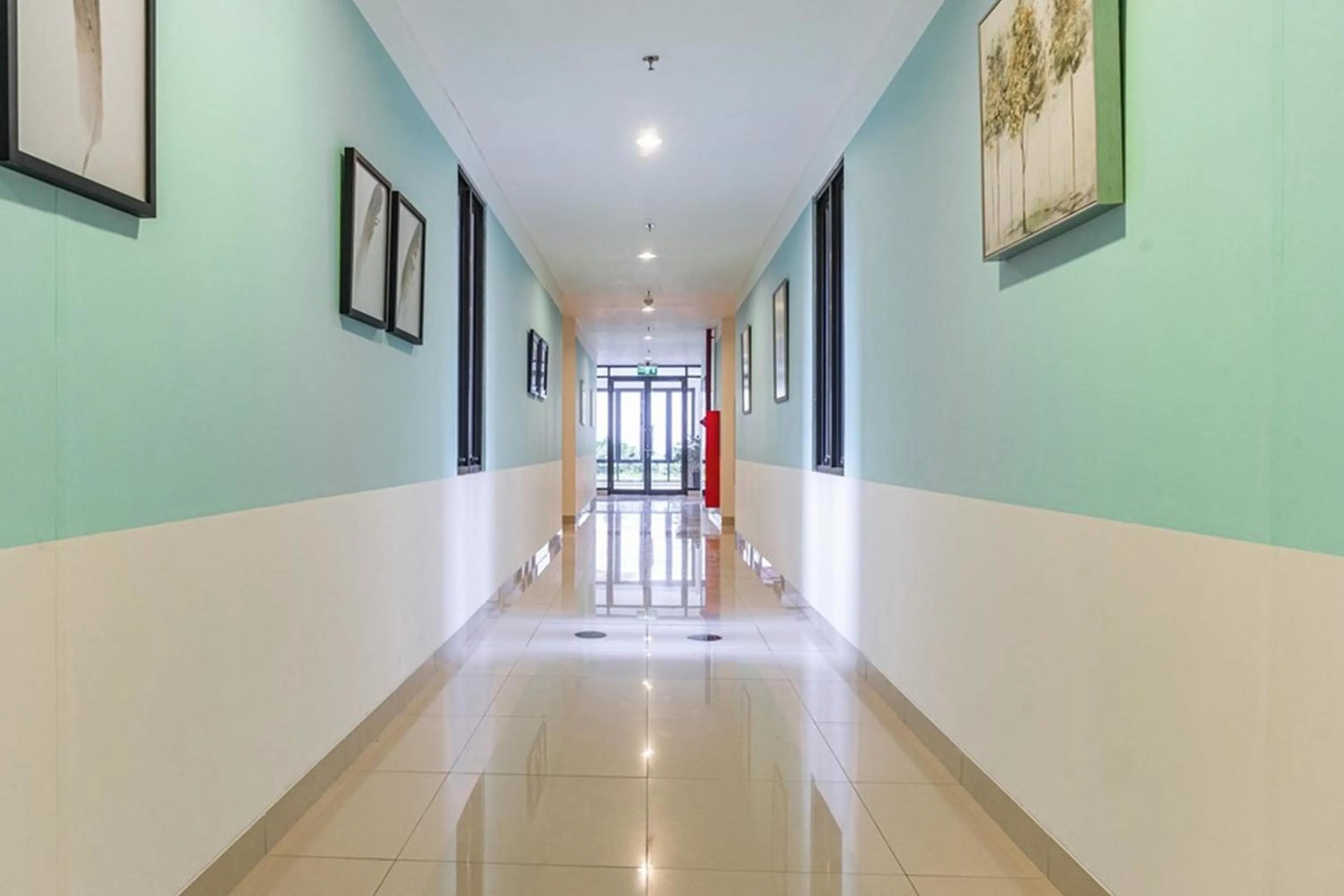 Balcony/Terrace in RedDoorz Plus @ EcoHome Citra Raya Tangerang