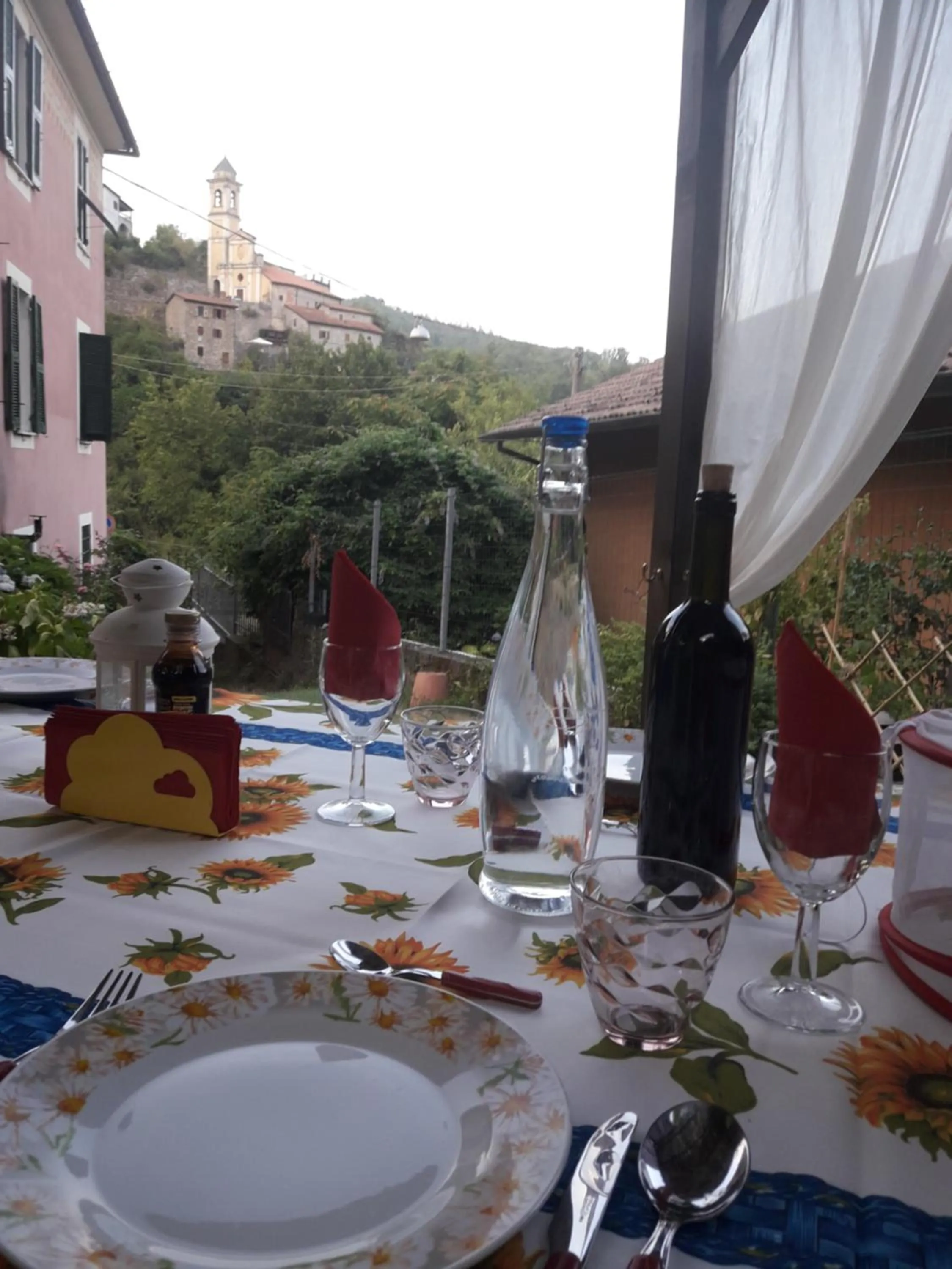 View (from property/room) in B&B Il Tempo Del Vento in front of the Castle