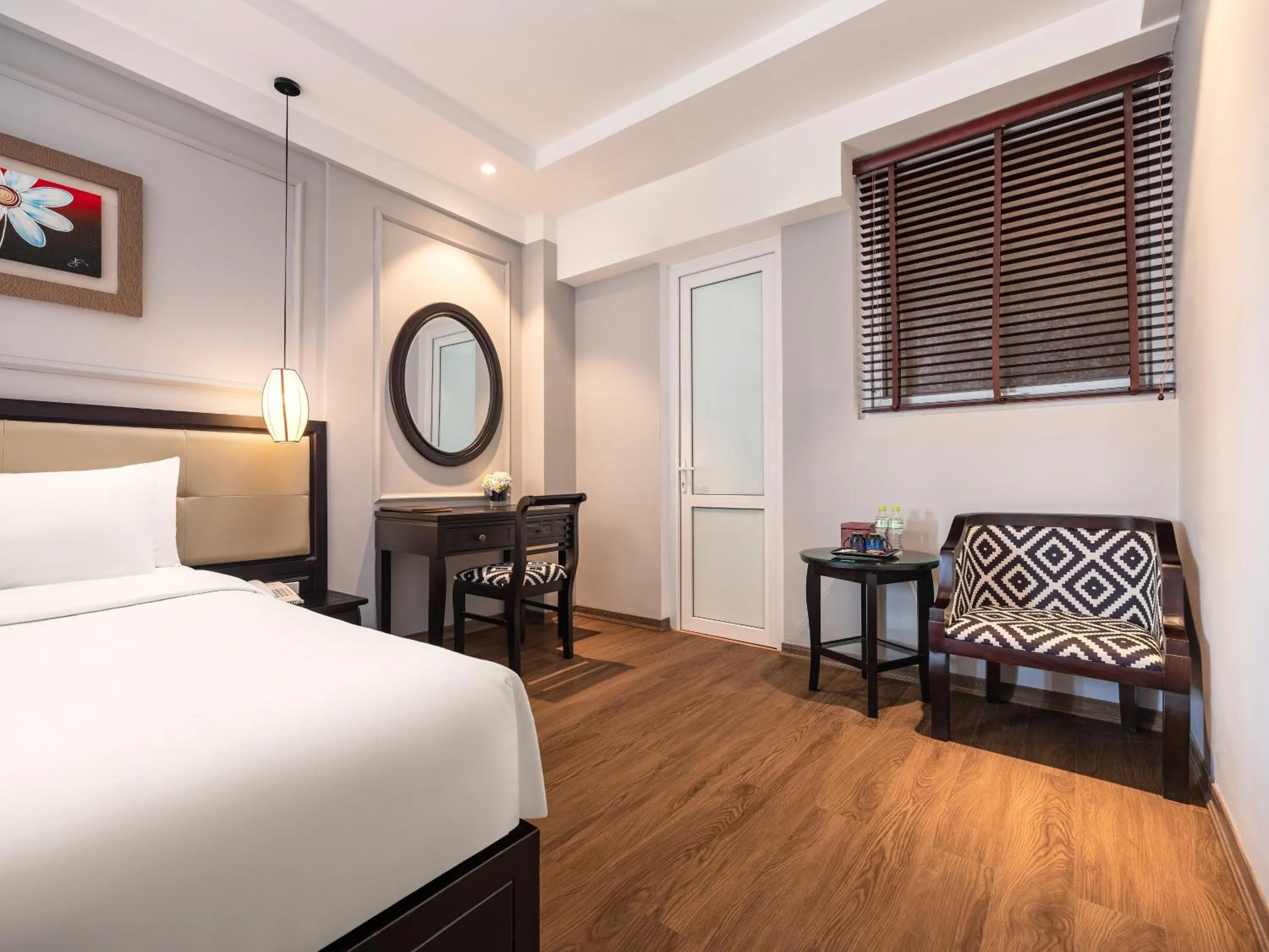 Bed in Hue Serene Palace Hotel