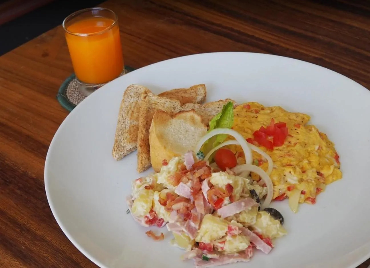 Breakfast in Sky Silk Decoration House