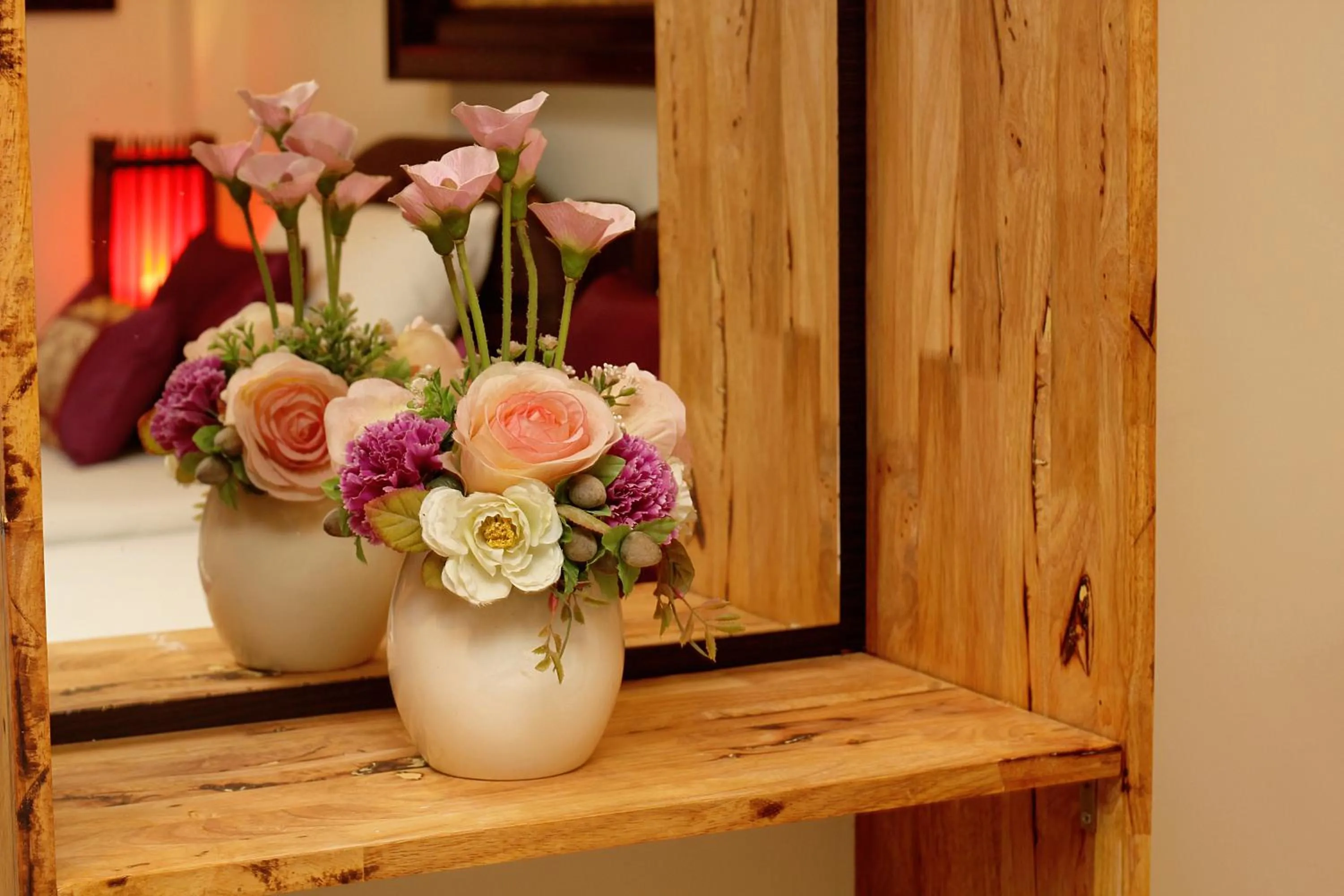 Decorative detail in Sky Silk Decoration House