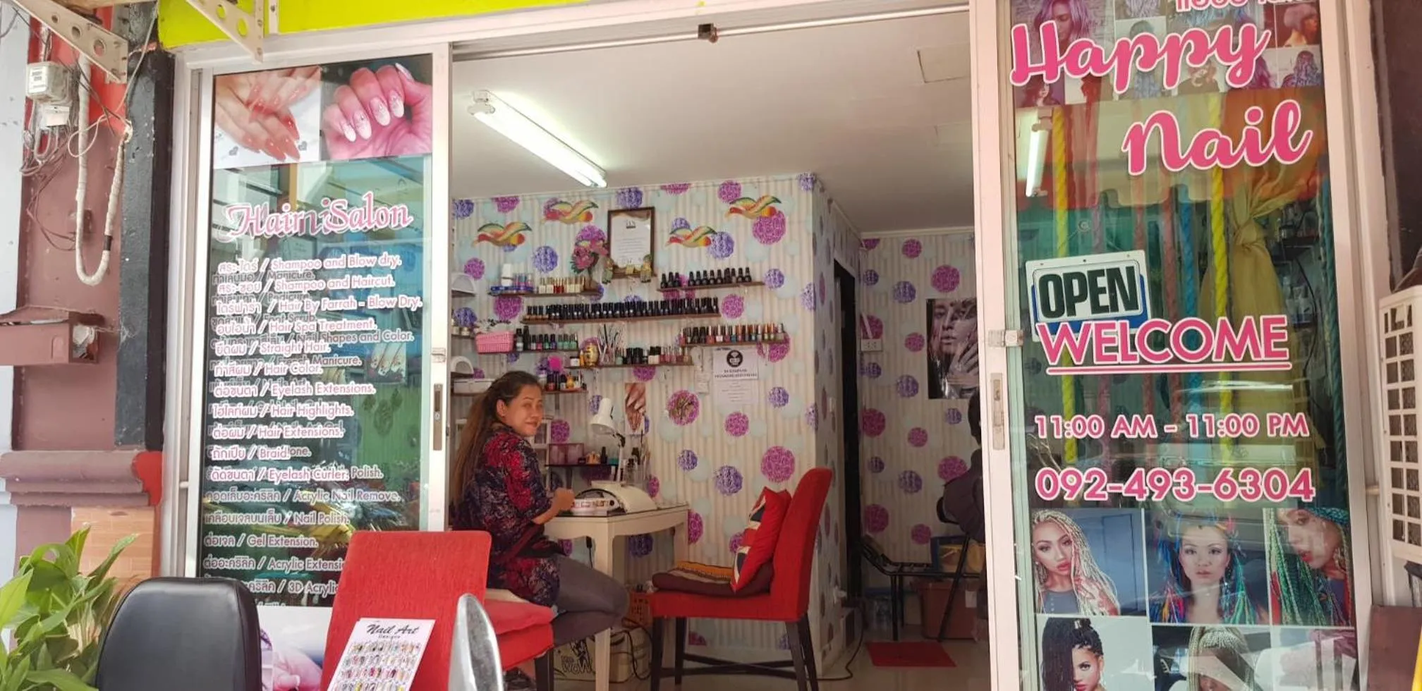 Shopping Area in Sky Silk Decoration House