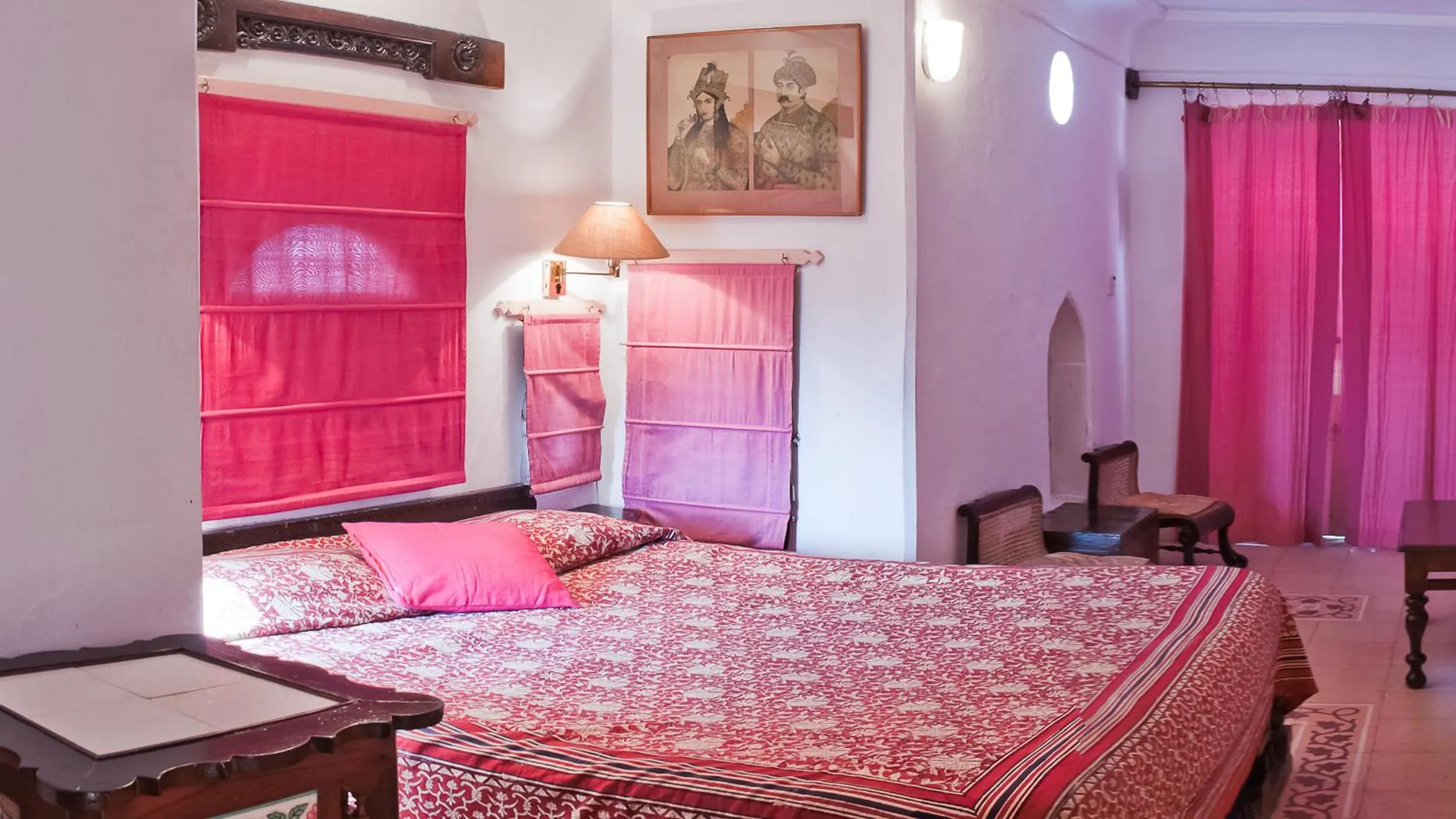 Bed in Neemrana Fort-Palace