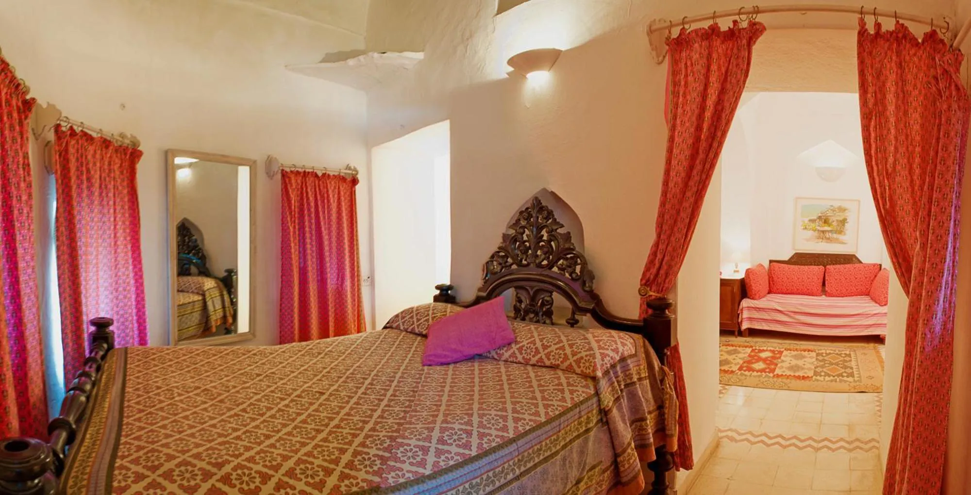 Photo of the whole room, Bed in Neemrana Fort-Palace