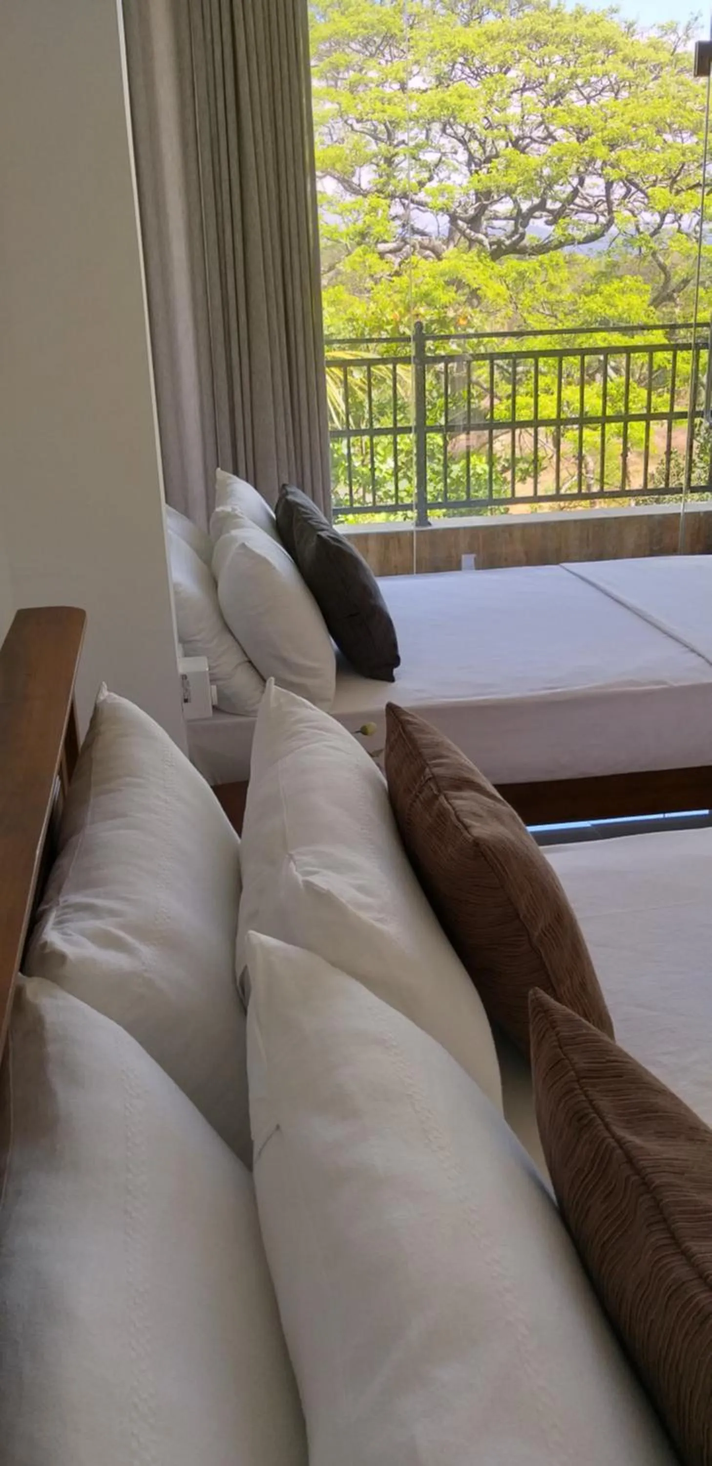 Bed in Mahaweli King's Villa