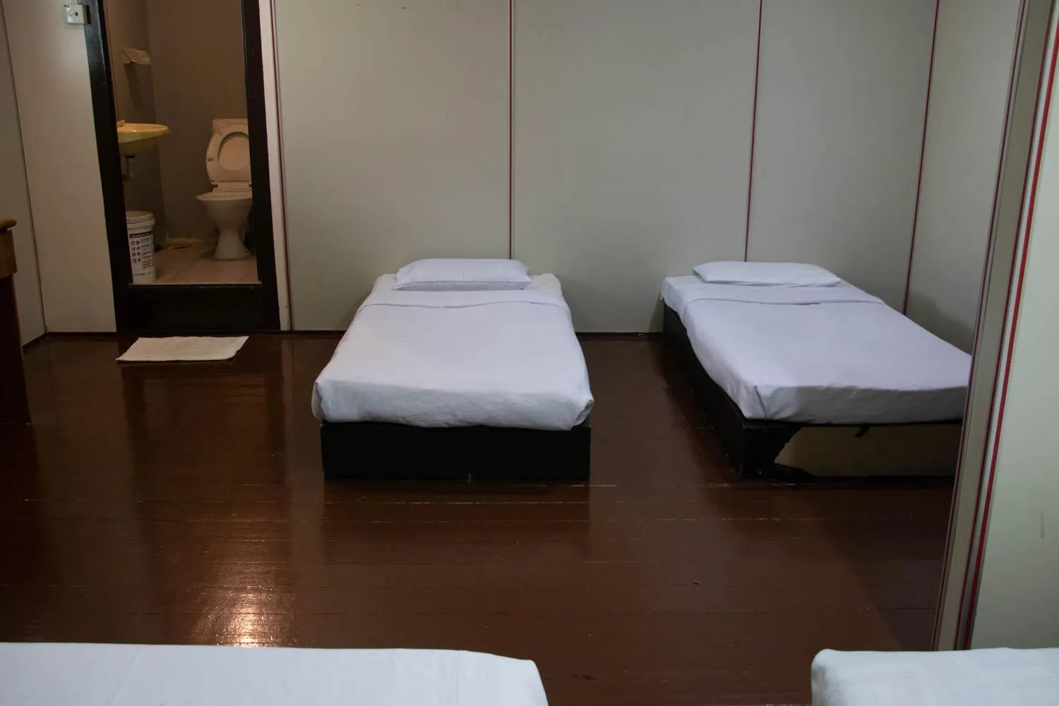 Bed in Sea Lion Pulau Ketam Inn