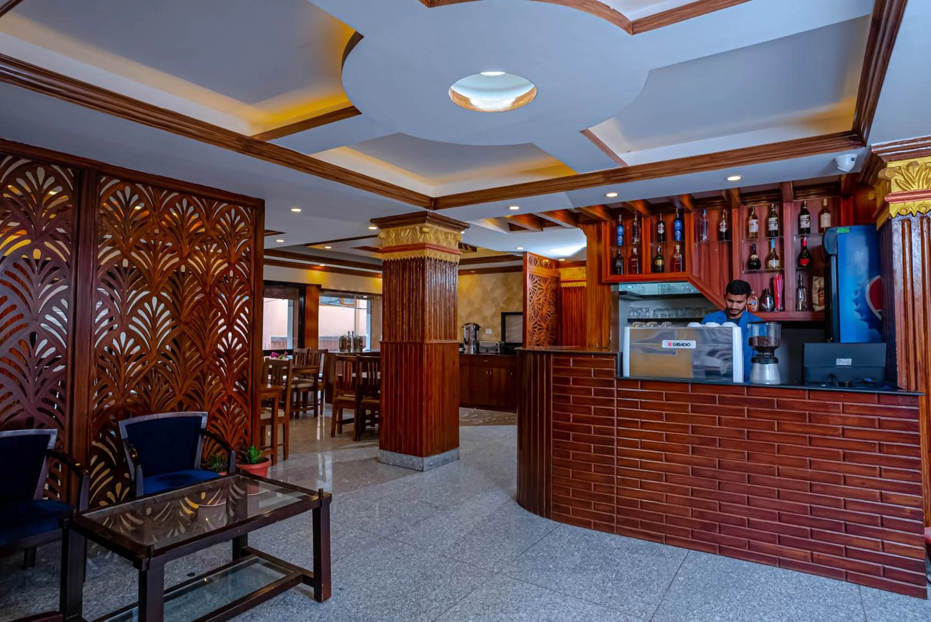 Restaurant/places to eat in Satkar Hotel and Spa