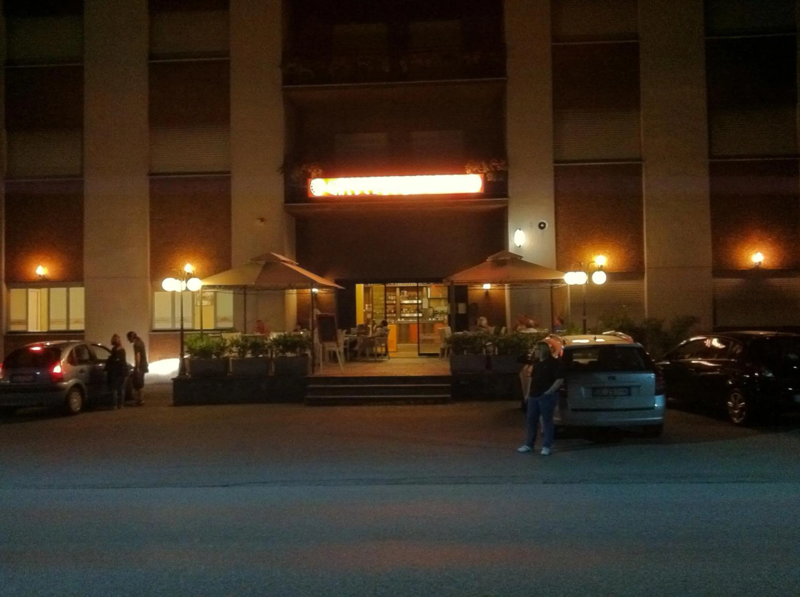 Facade/entrance in Albergo Cristallo